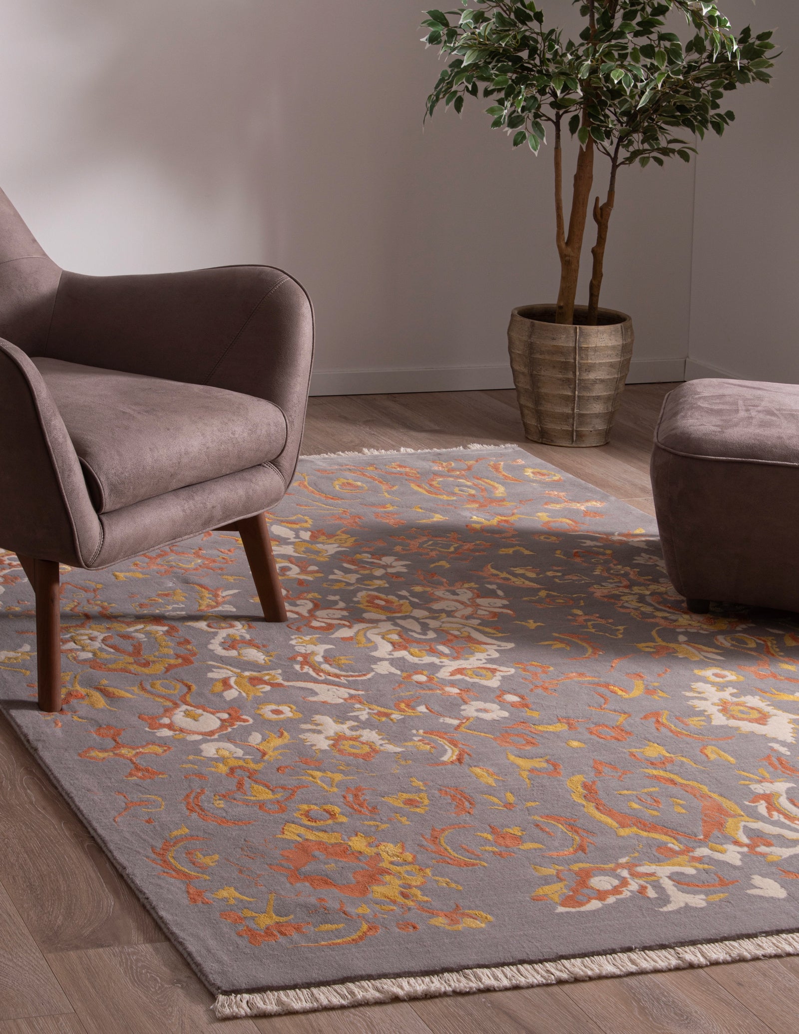 Rechteck Teppich Emmen Deluxe in Grau von Hadorn™ - Lifestyle Image