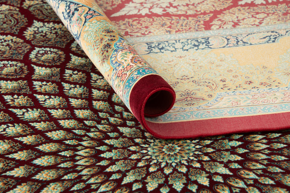 Rechteck Teppich Ghom Design in Rot von Hadorn™ - Lifestyle Image