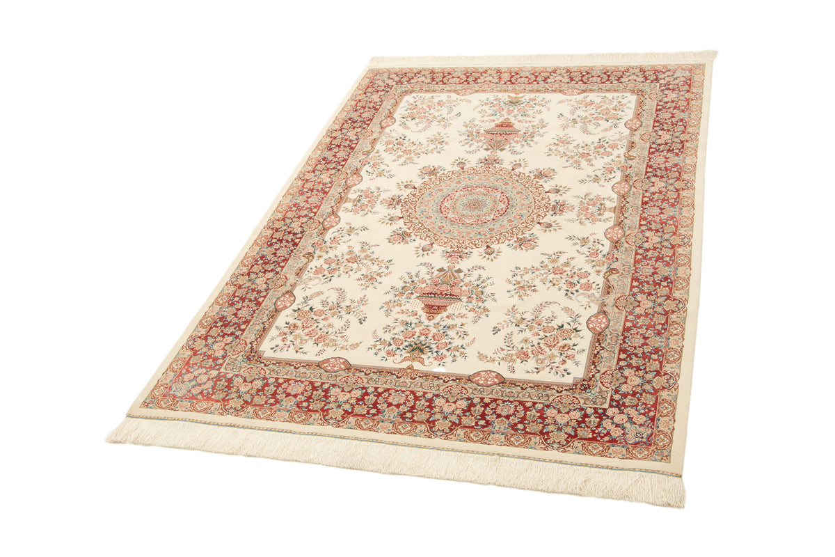 Rechteck Teppich Ghom Design in Creme von Hadorn™ - Lifestyle Image
