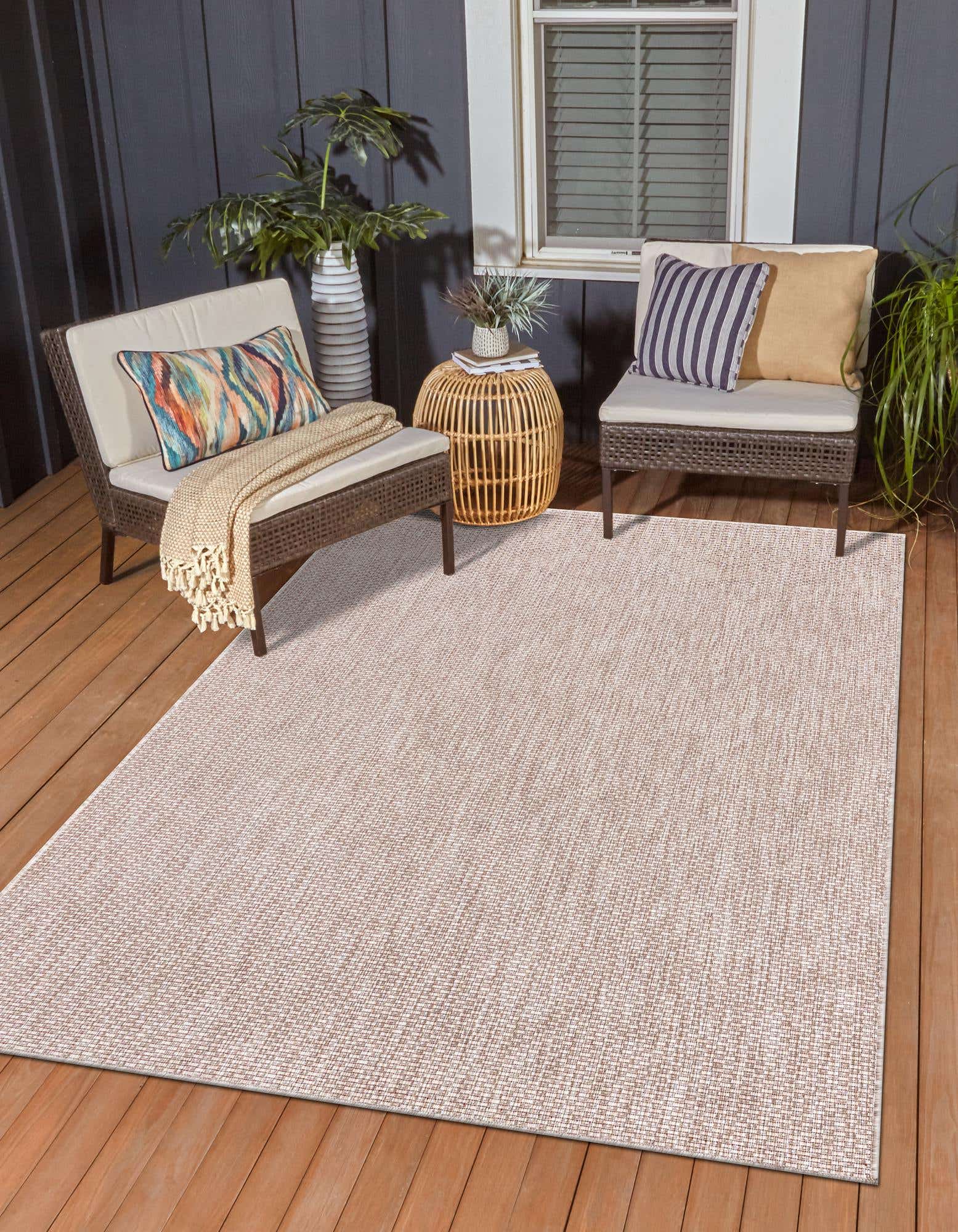 Rechteck Outdoor Teppich Tulum Outdoor Solid in Beige von Hadorn™ - Lifestyle Image