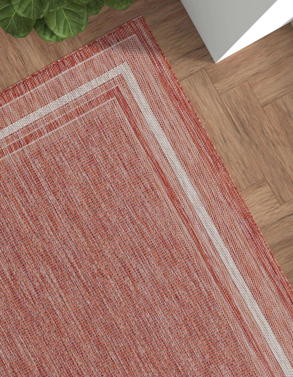 Rechteck Outdoor Teppich Tulum Outdoor in Rostrot von Hadorn™ - Lifestyle Image