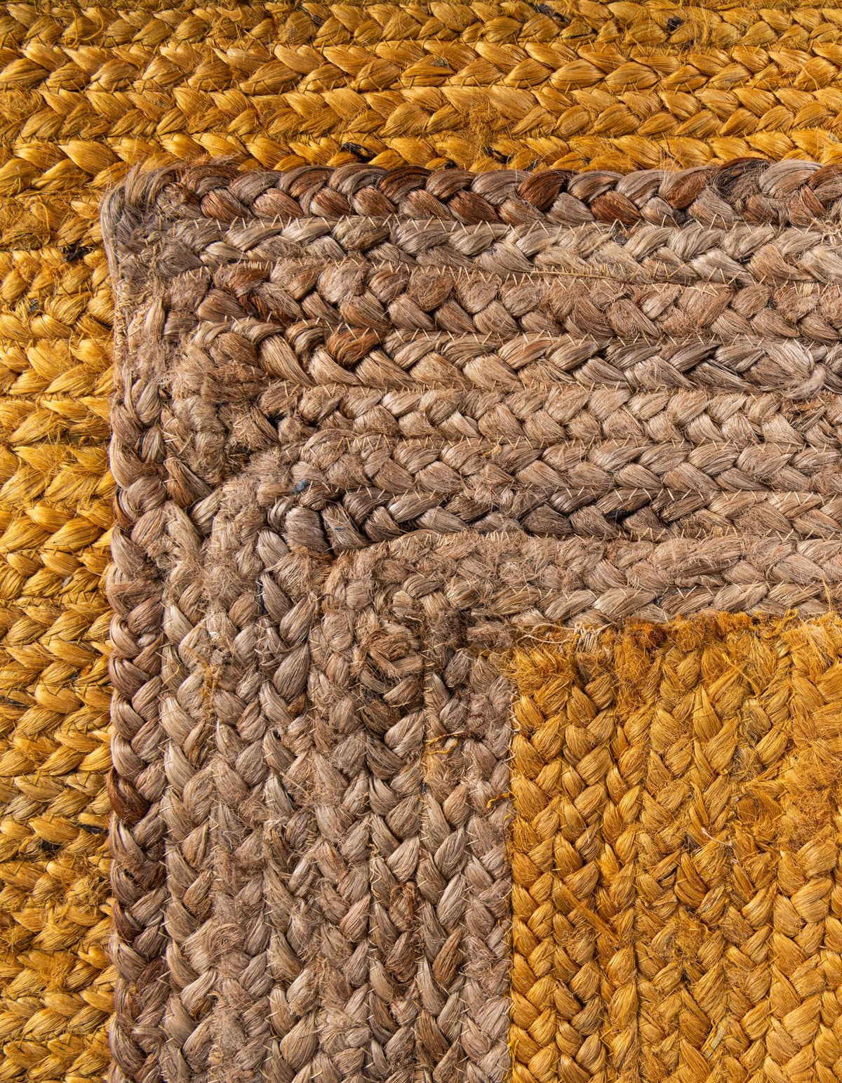 Rechteck Teppich Braided Jute in Gelb von Hadorn™ - Lifestyle Image