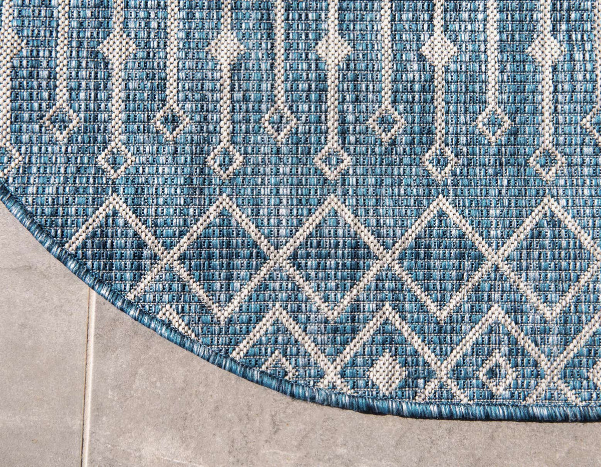 Rund Outdoor Teppich Tulum Outdoor in Blau von Hadorn™ - Lifestyle Image