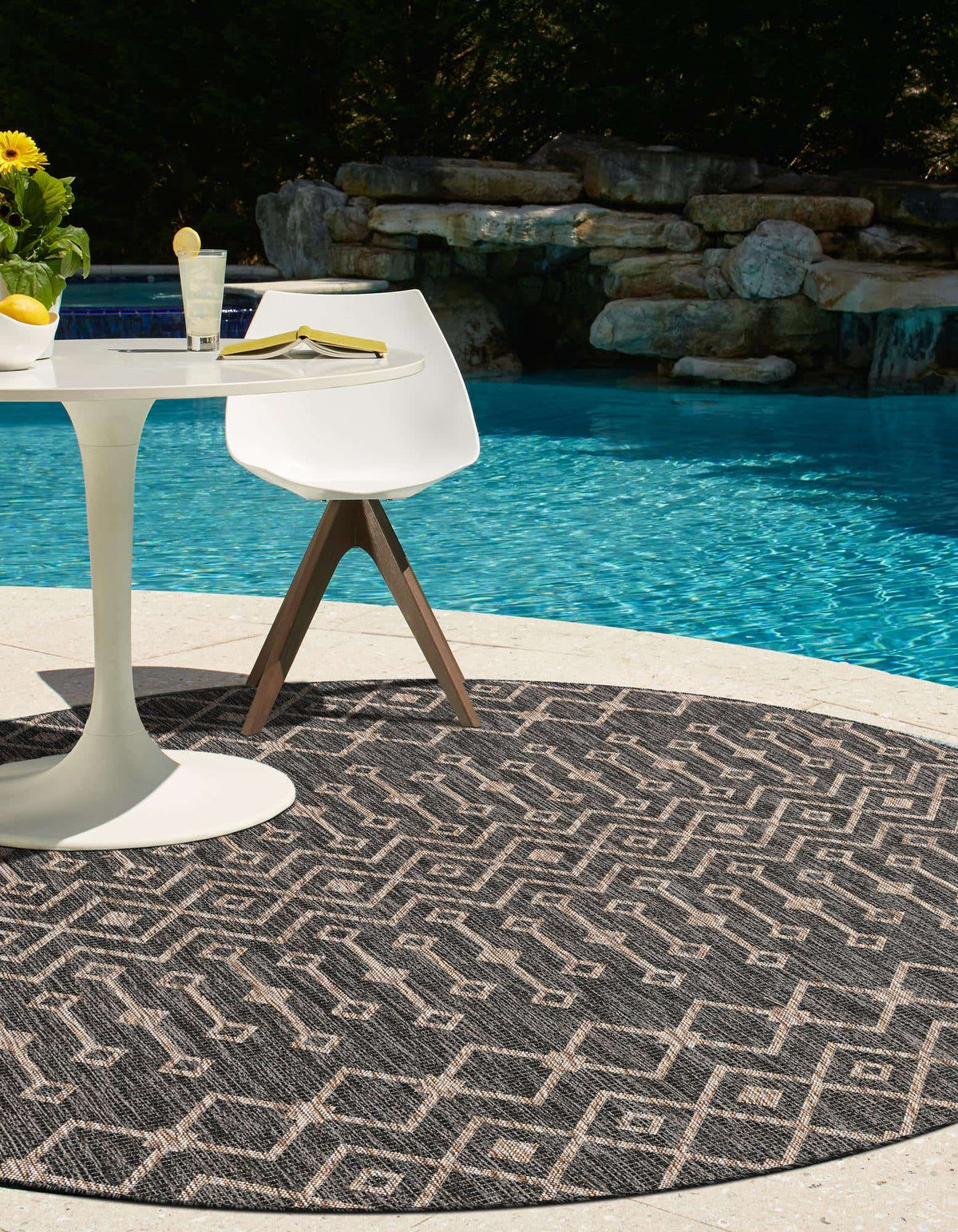 Tulum Outdoor Trellis