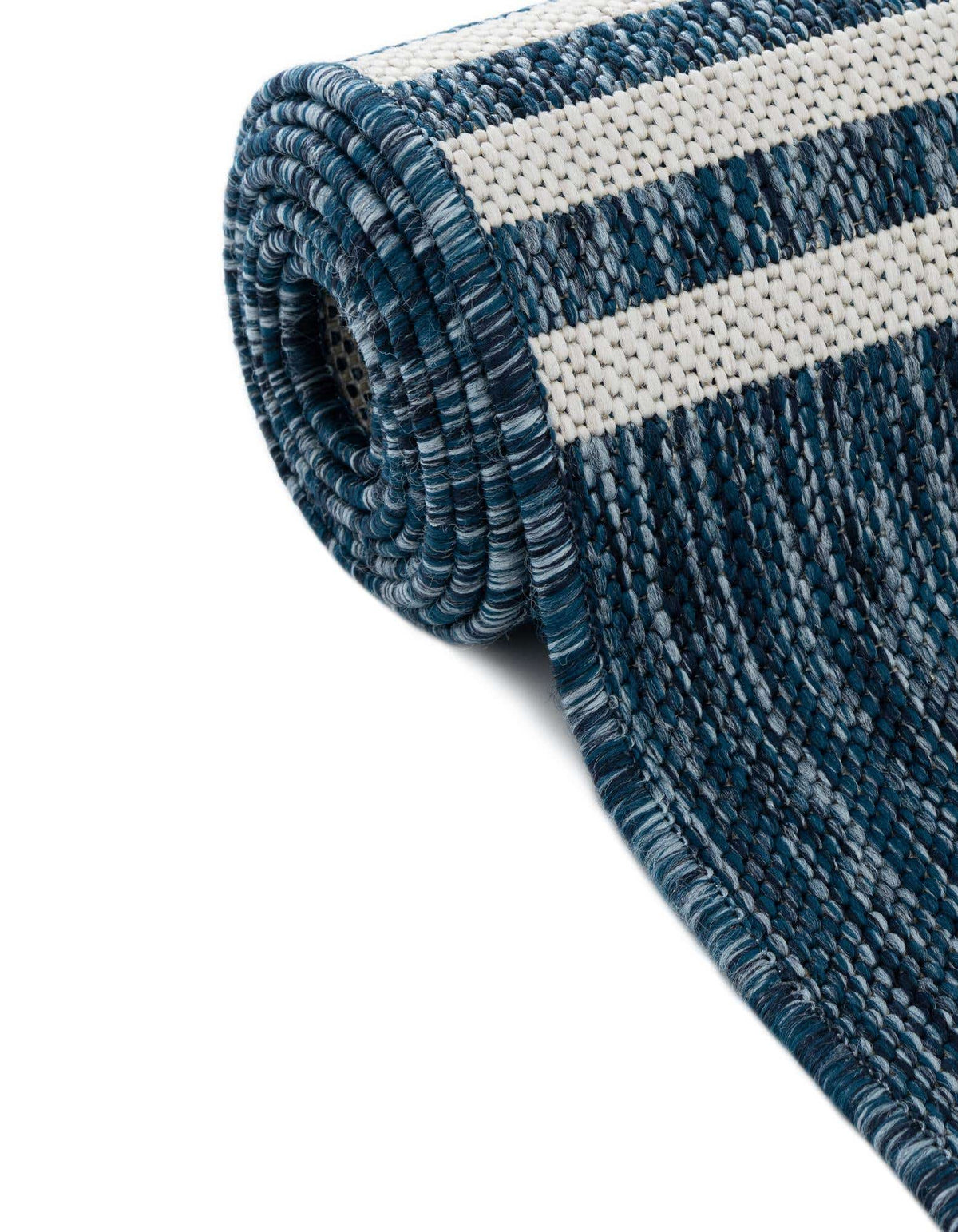 Rund Outdoor Teppich Tulum Outdoor in Blau von Hadorn™ - Lifestyle Image