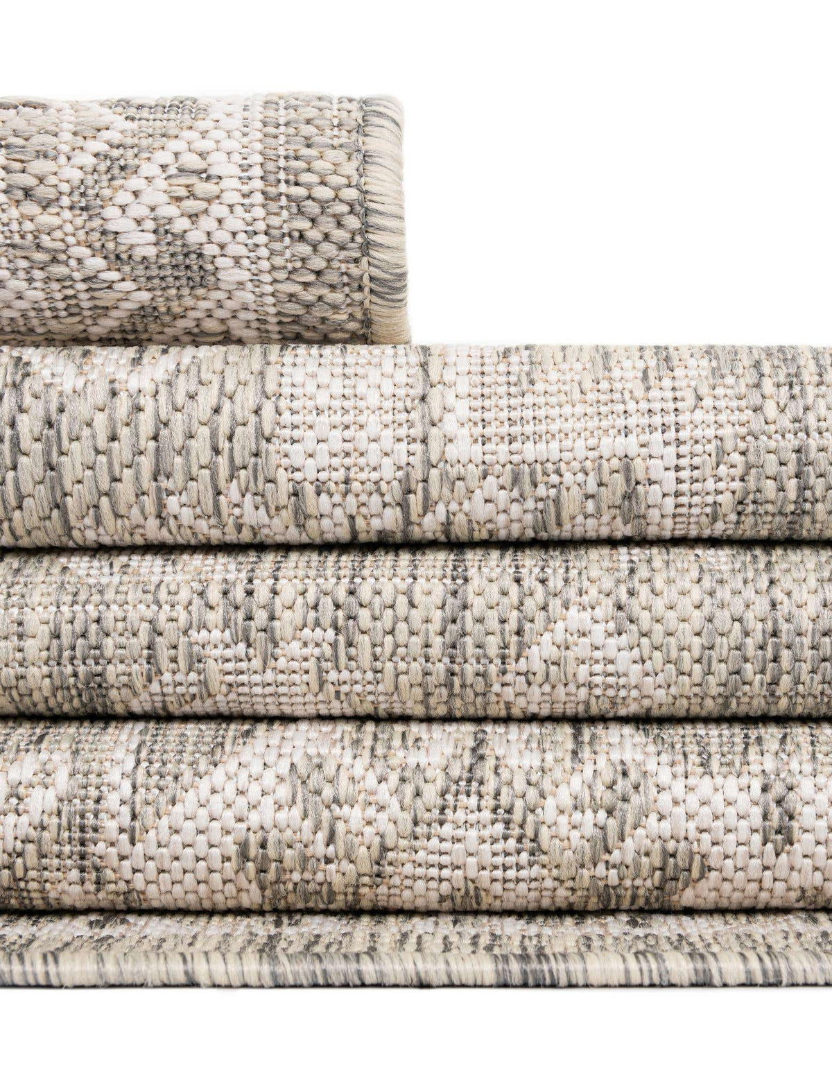 Rechteck Outdoor Teppich Tulum Outdoor in Hellgrau von Hadorn™ - Lifestyle Image