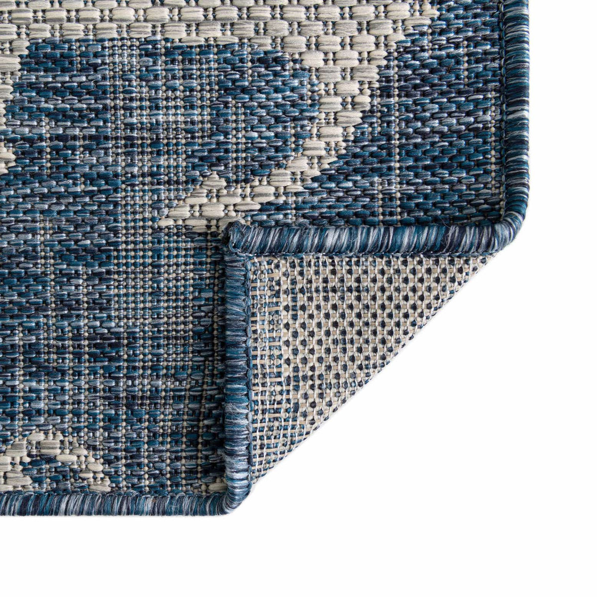 Rechteck Outdoor Teppich Tulum Outdoor in Blau von Hadorn™ - Lifestyle Image