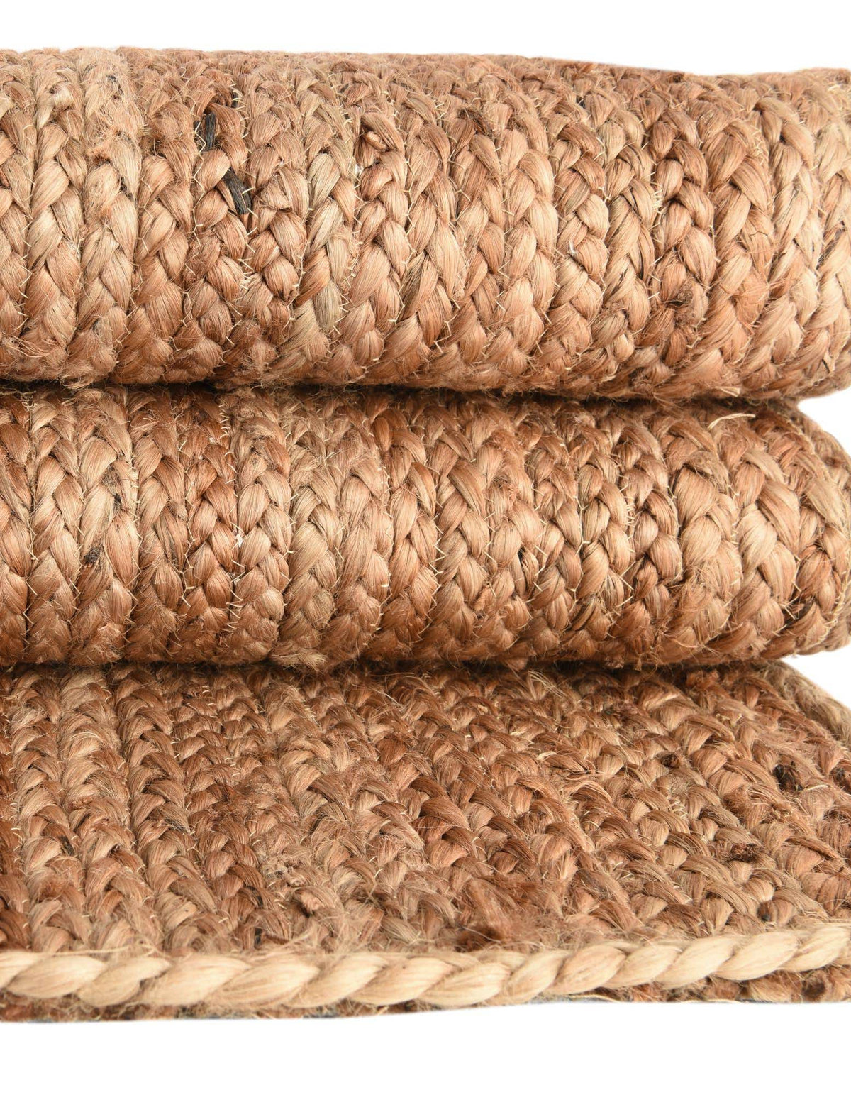 Rechteck Handgeflochten Teppich Braided Jute Luxe in Natürlich von Hadorn™ - Lifestyle Image