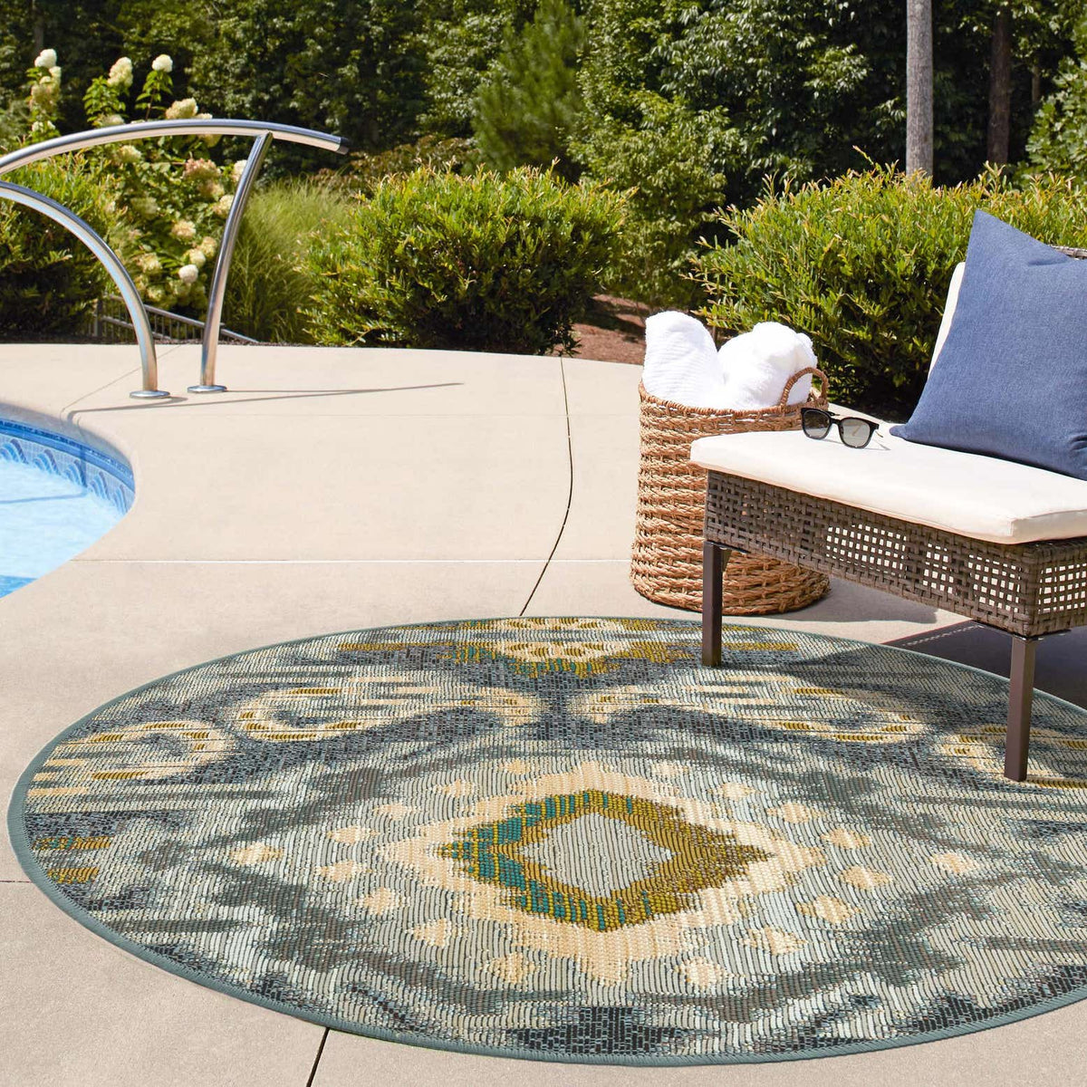 Outdoor Modern