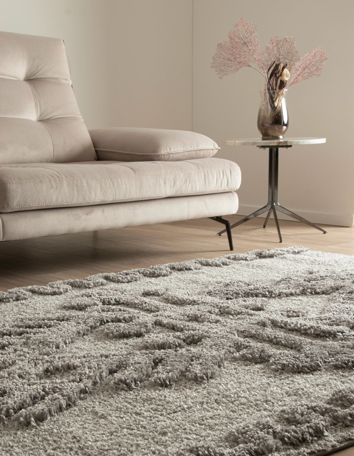 Rechteck Teppich Thun Scutum in Grau von Hadorn™ - Lifestyle Image