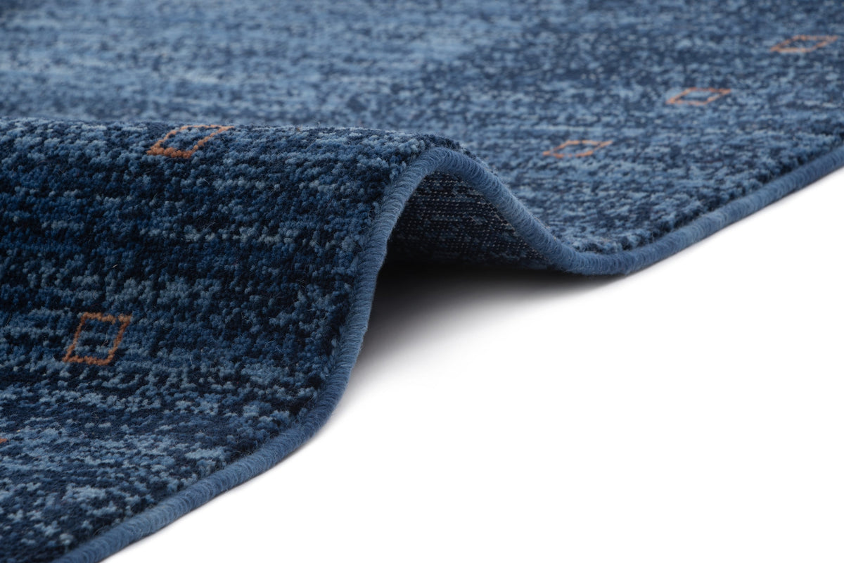 Rechteck Teppich Emmen in Blau von Hadorn™ - Lifestyle Image