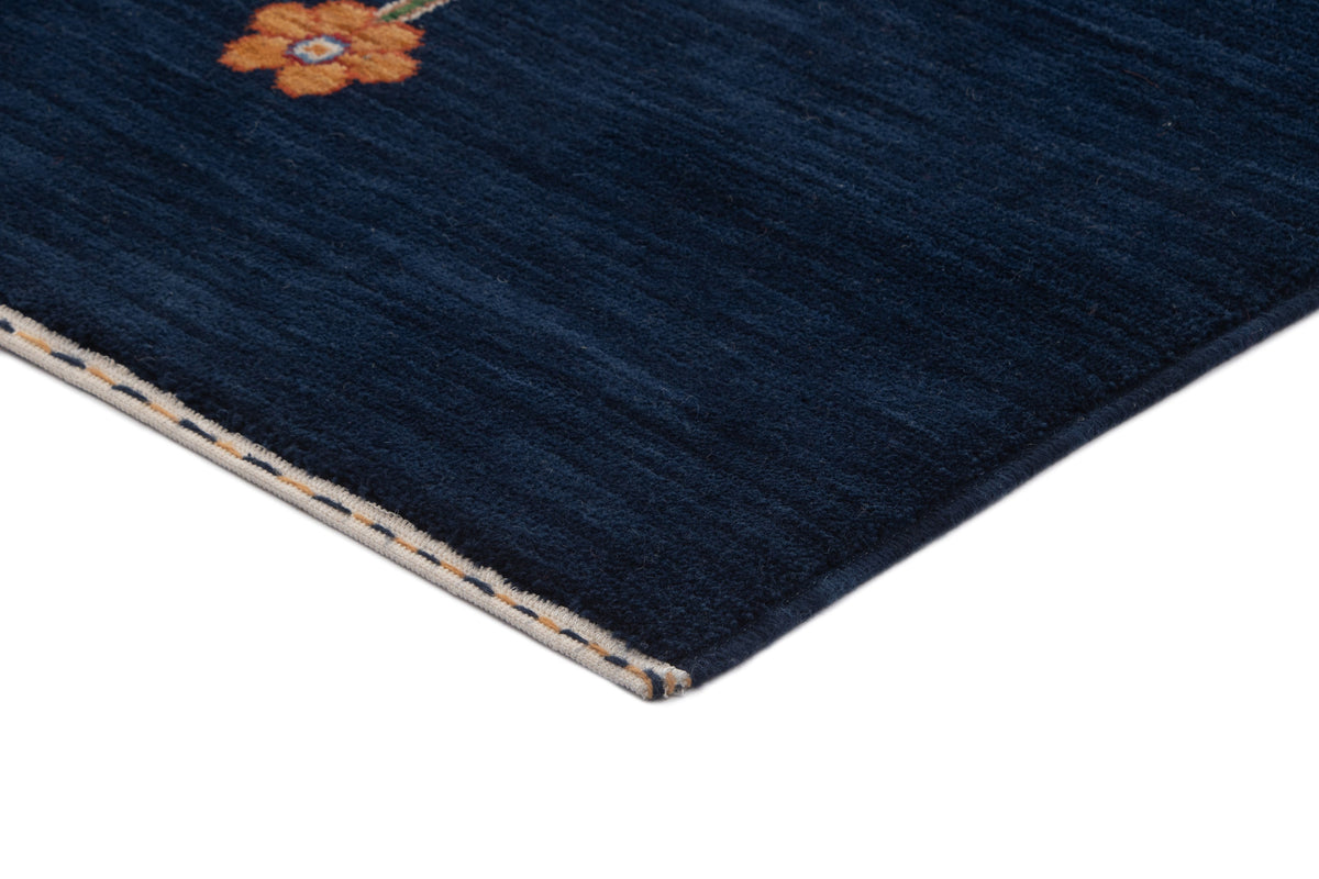 Rechteck Teppich Emmen in Blau von Hadorn™ - Lifestyle Image