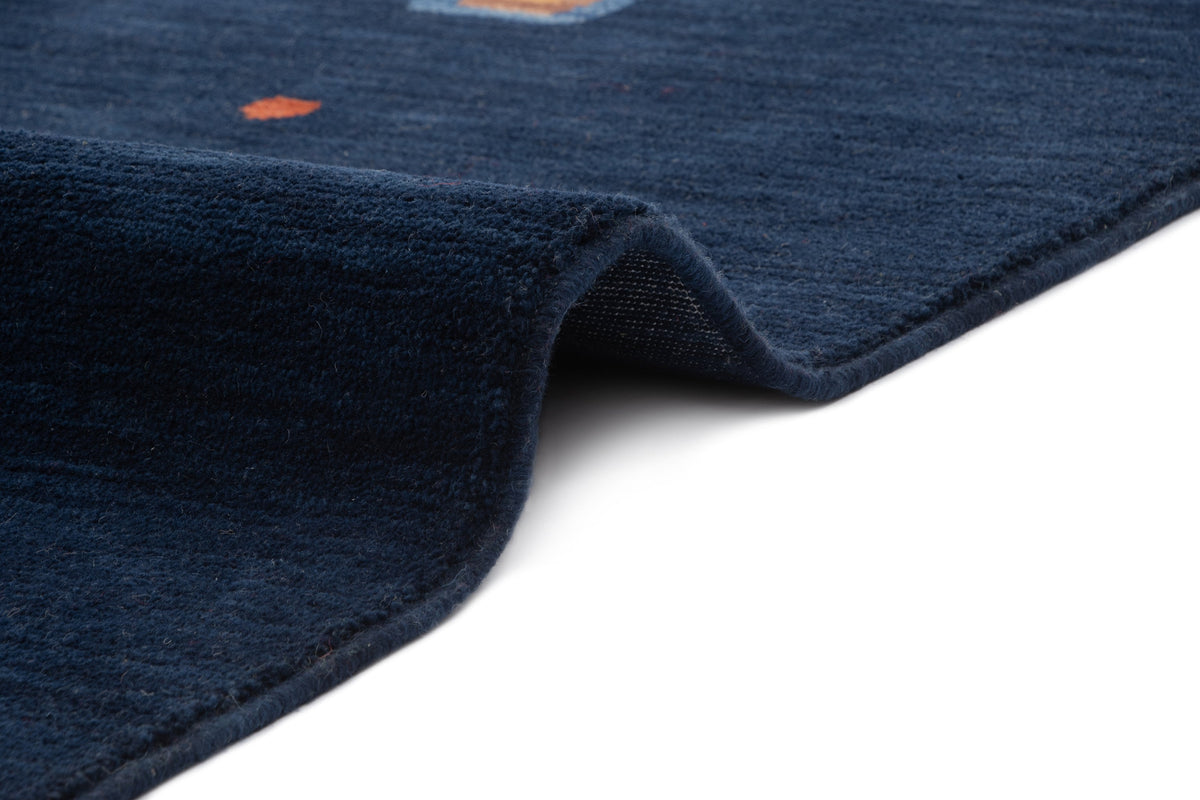 Rechteck Teppich Emmen in Blau von Hadorn™ - Lifestyle Image