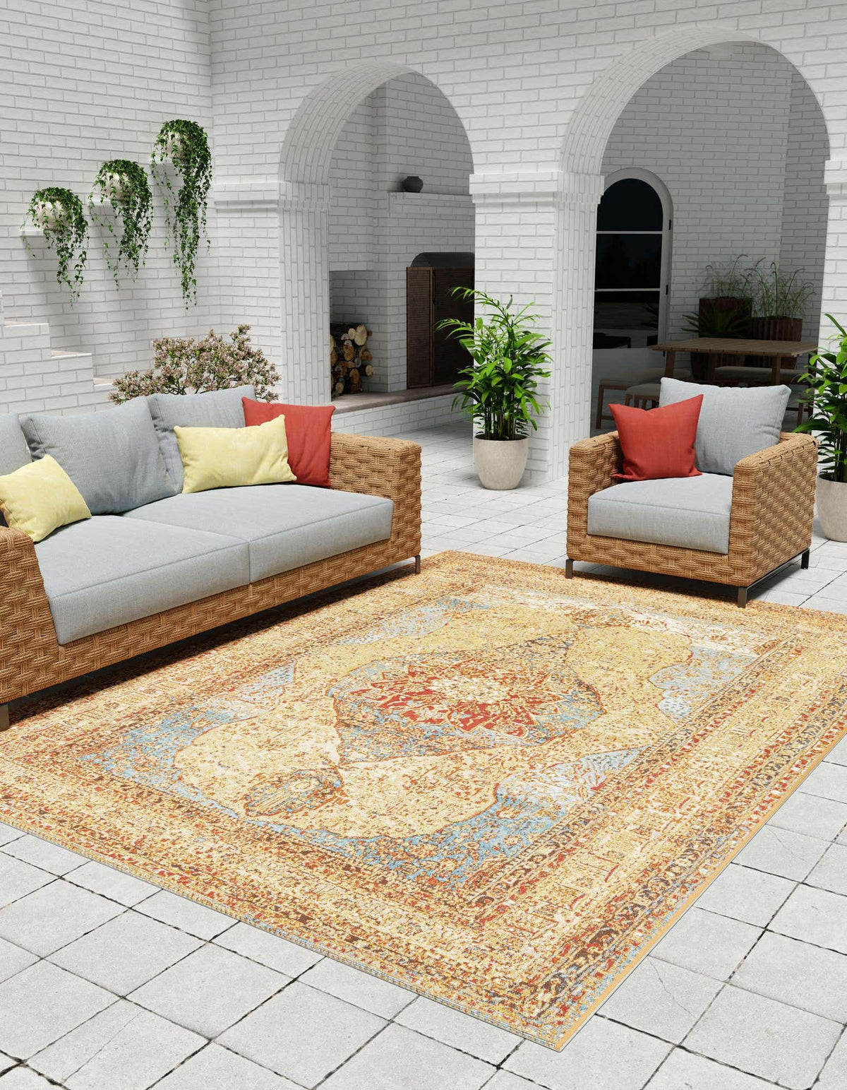 Outdoor Traditional