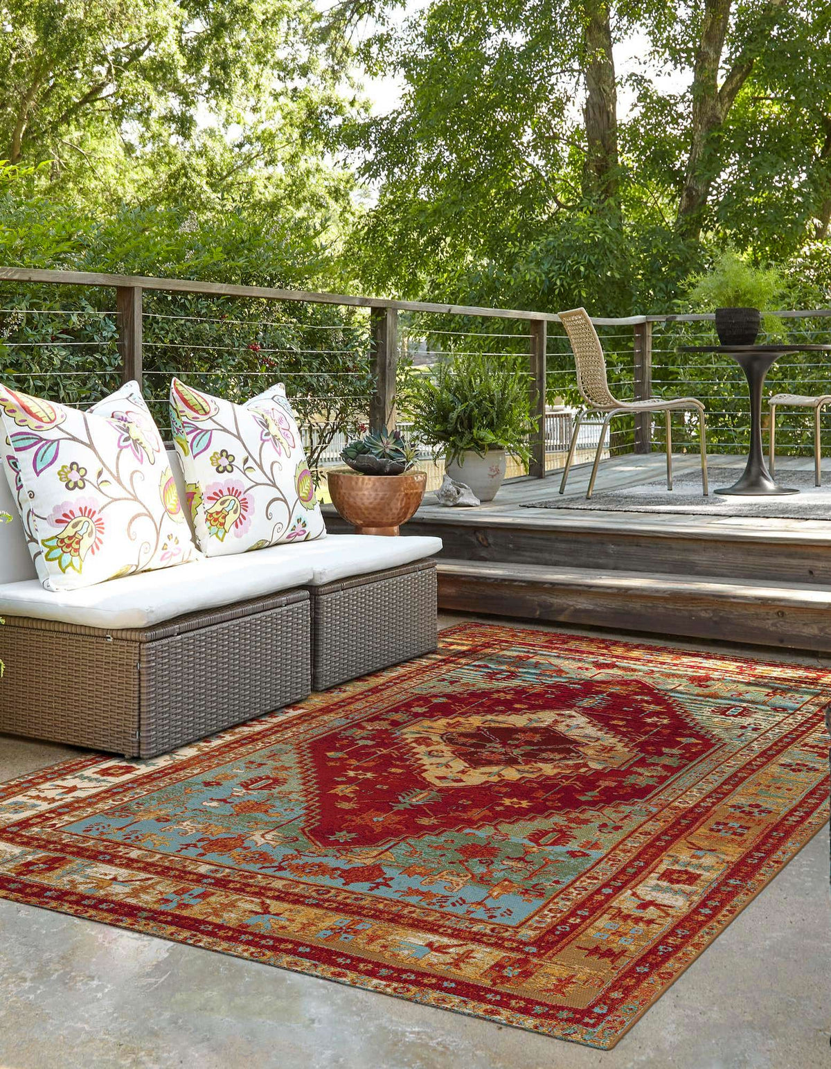 Outdoor Traditional