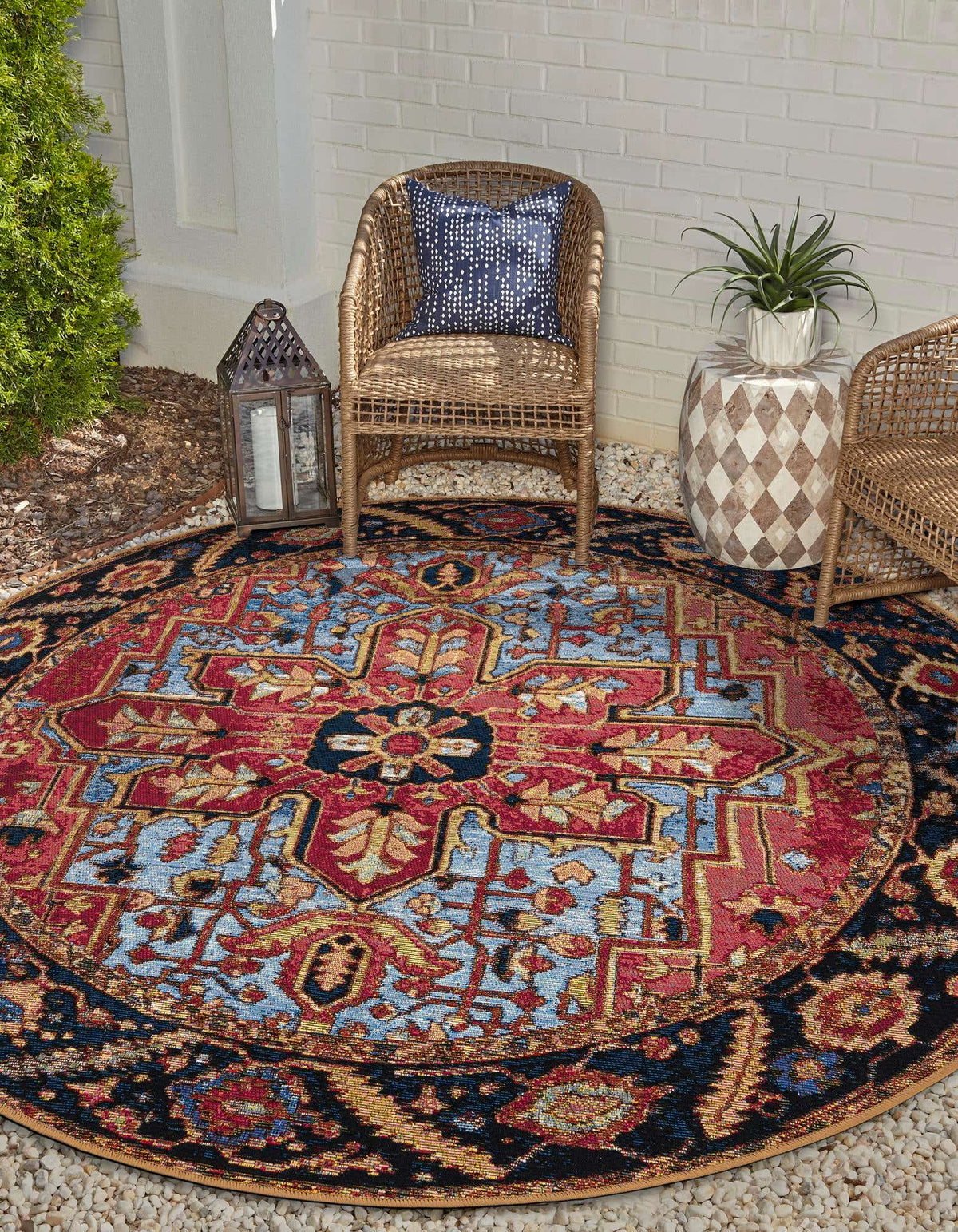 Outdoor Traditional
