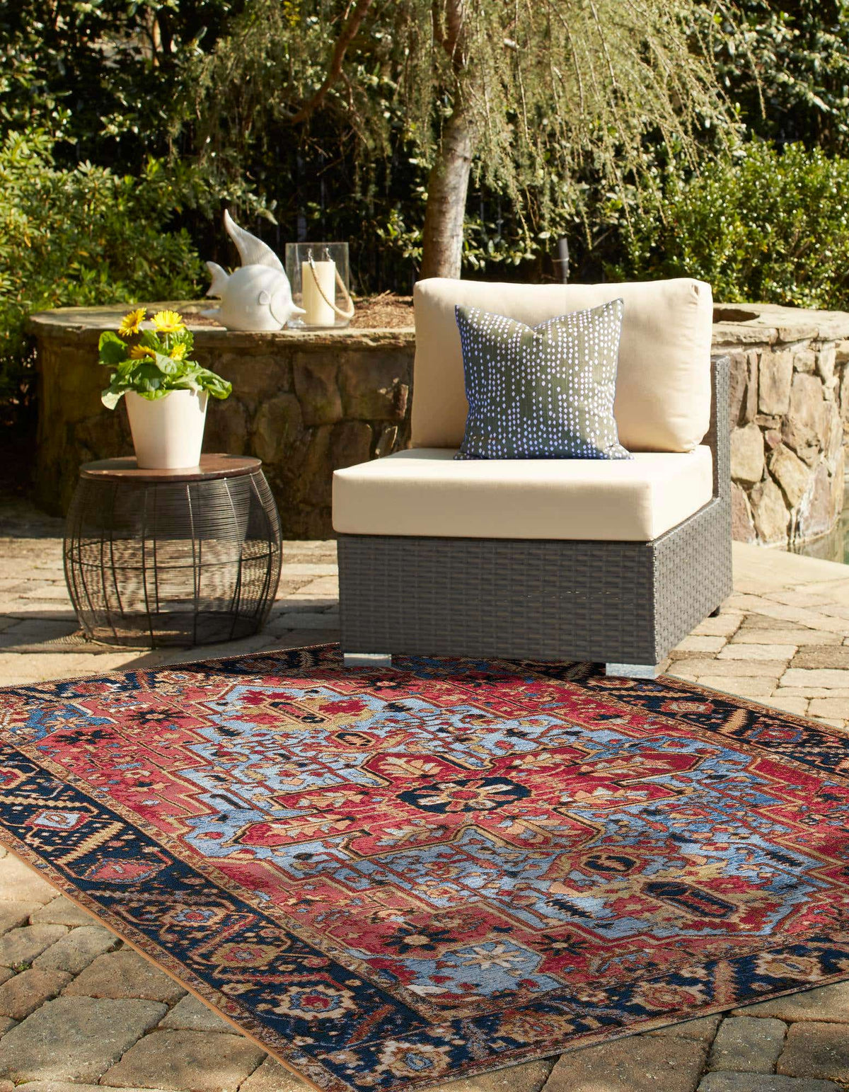 Outdoor Traditional