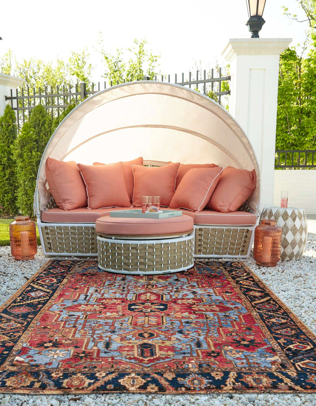 Outdoor Traditional