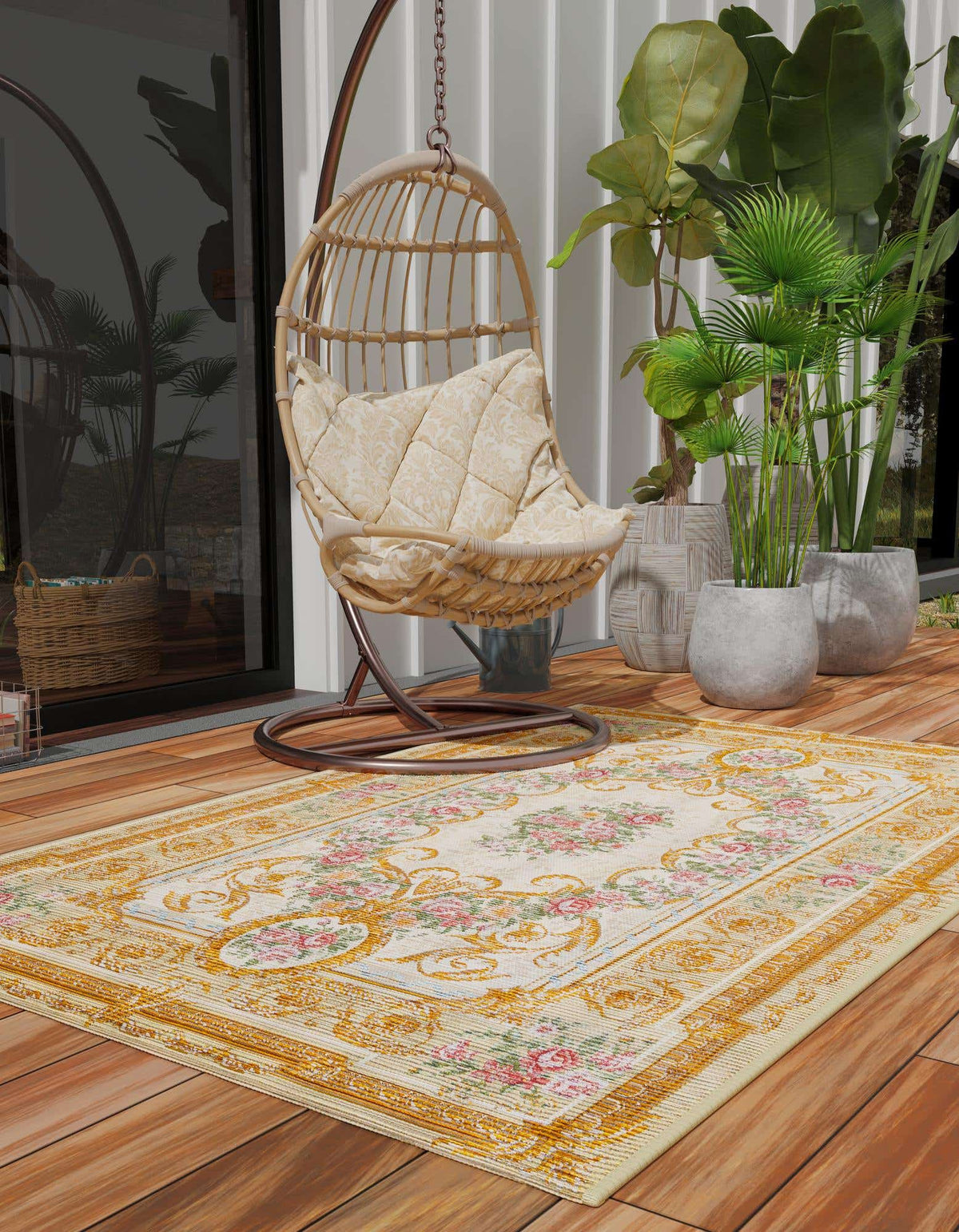 Outdoor Traditional