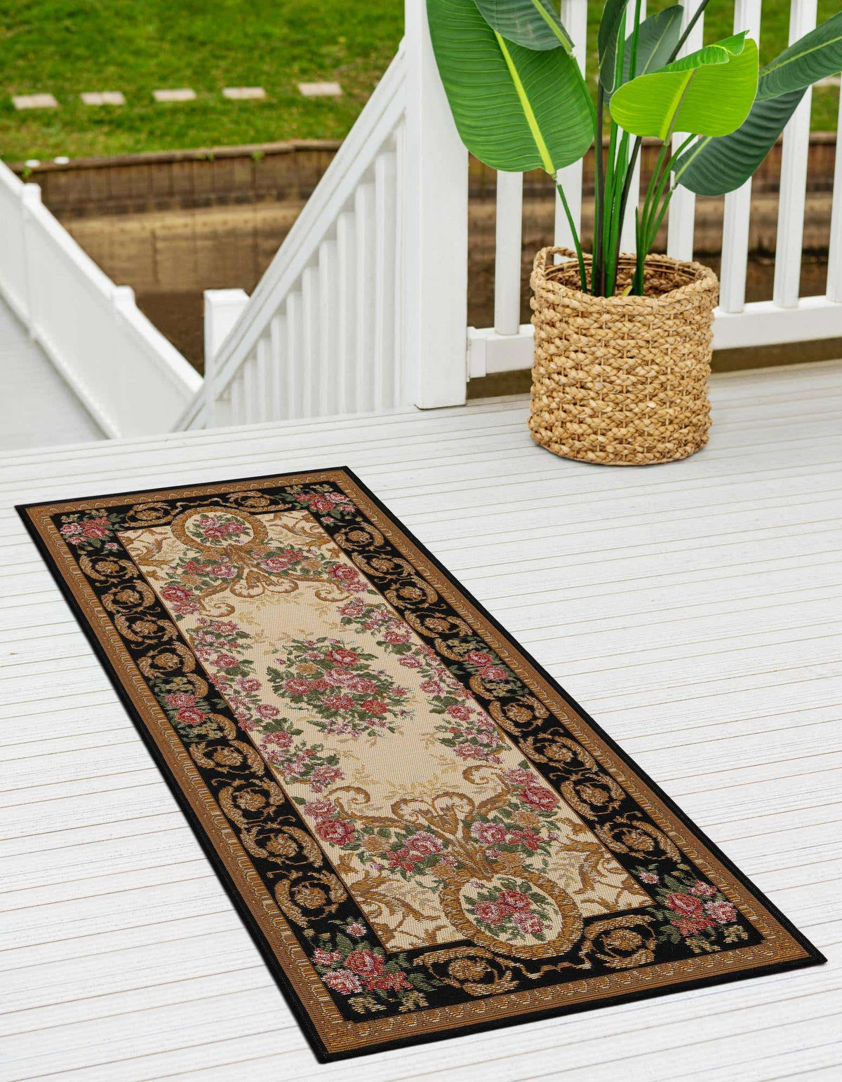 Outdoor Traditional
