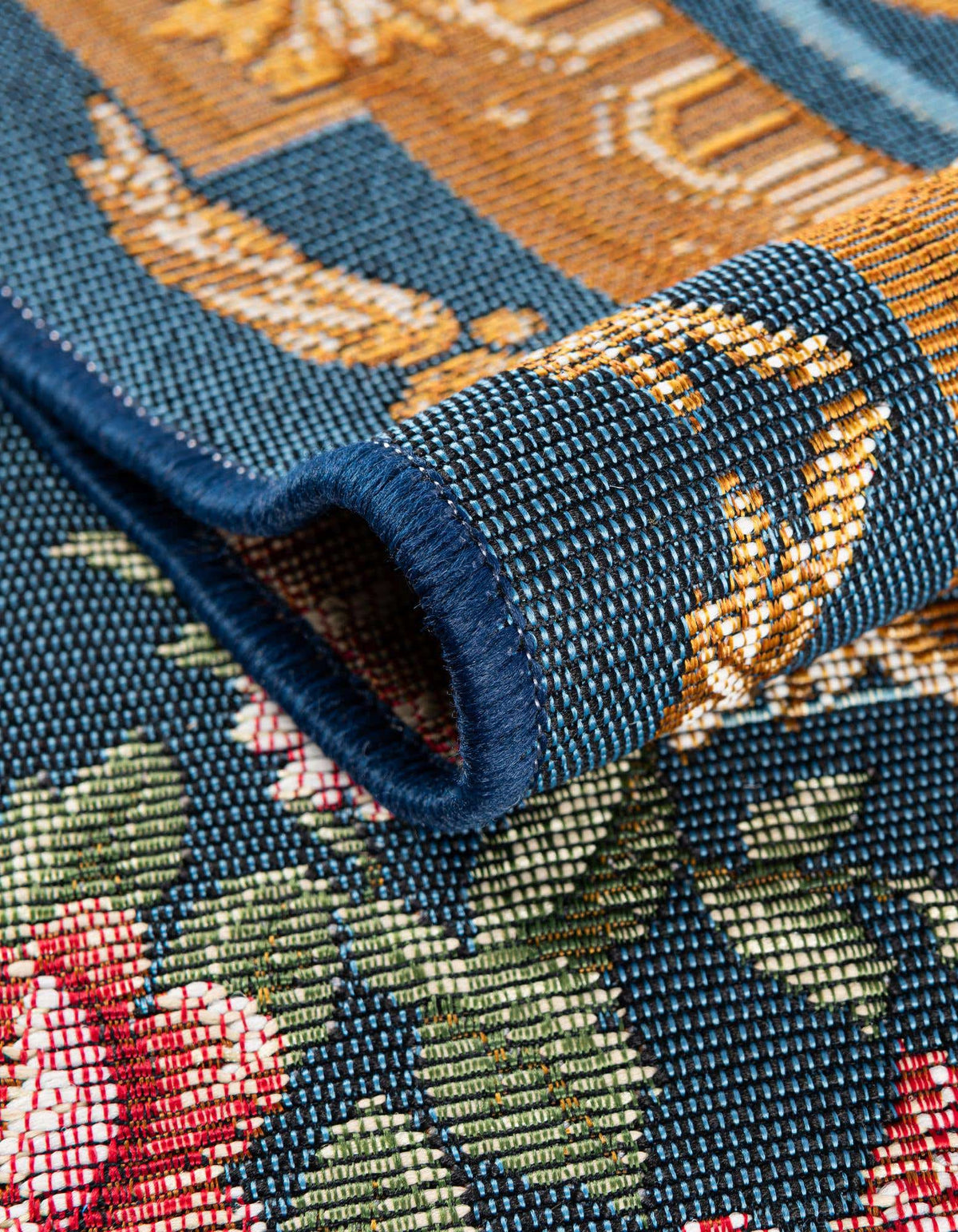 Outdoor Traditional