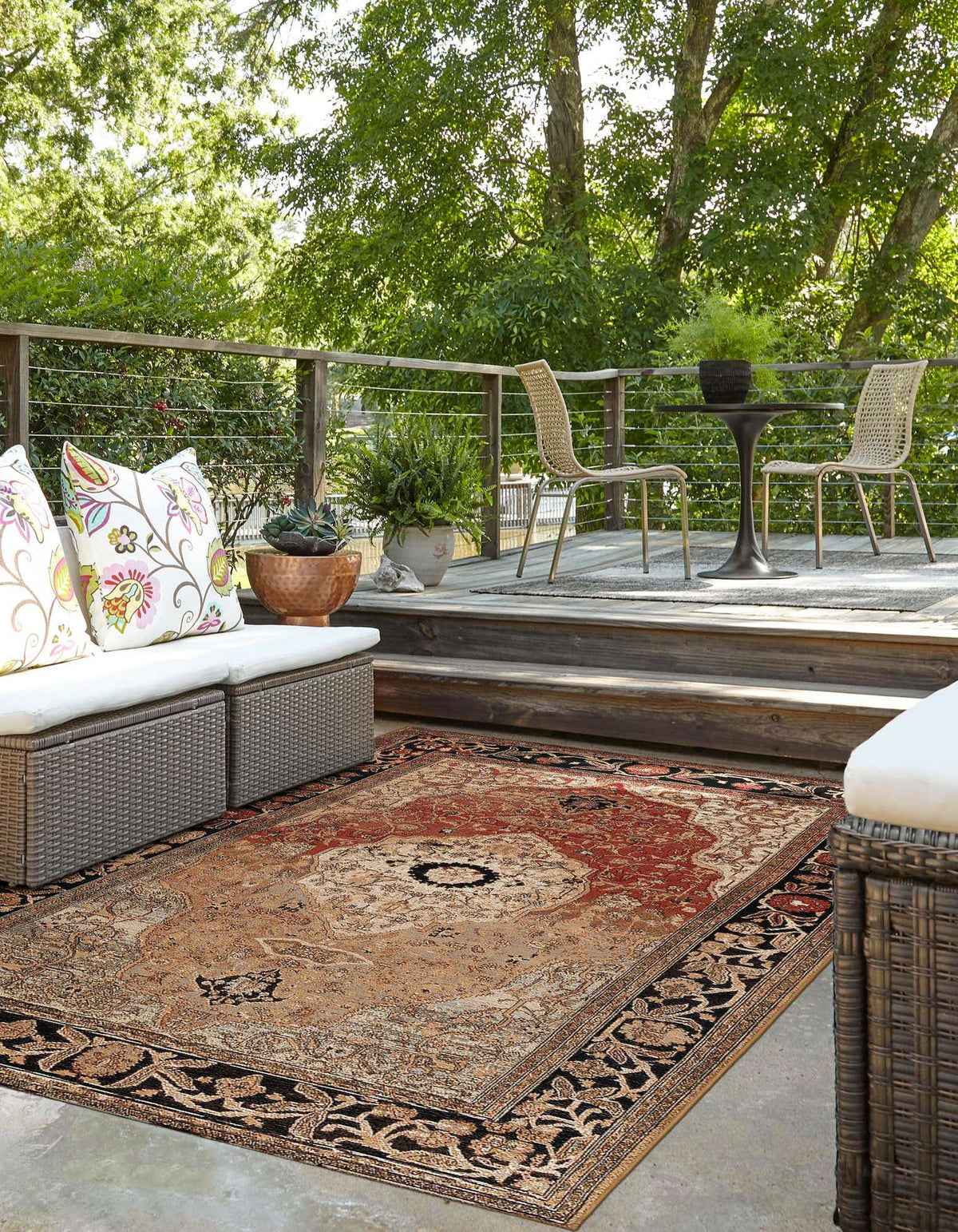 Outdoor Traditional