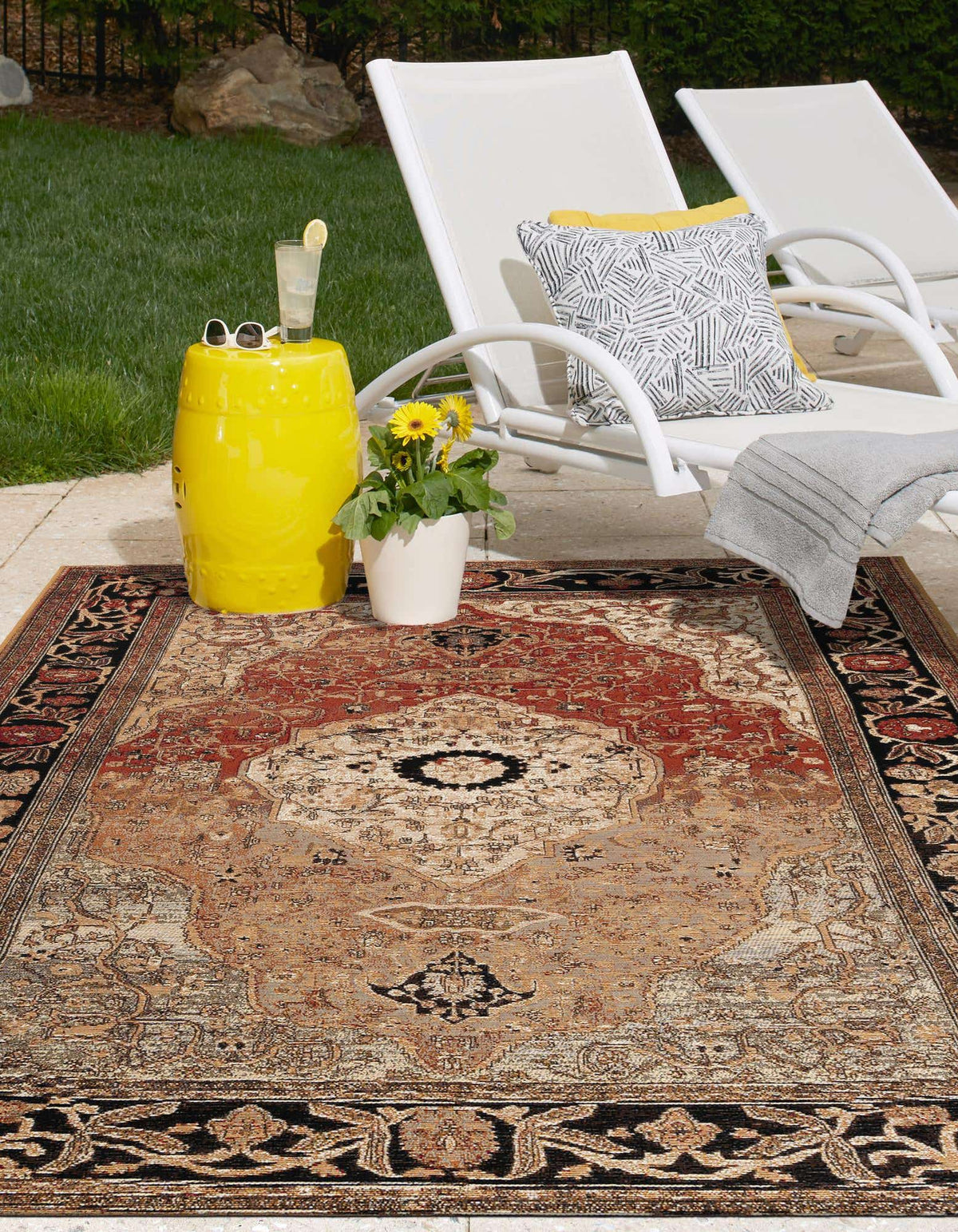 Outdoor Traditional