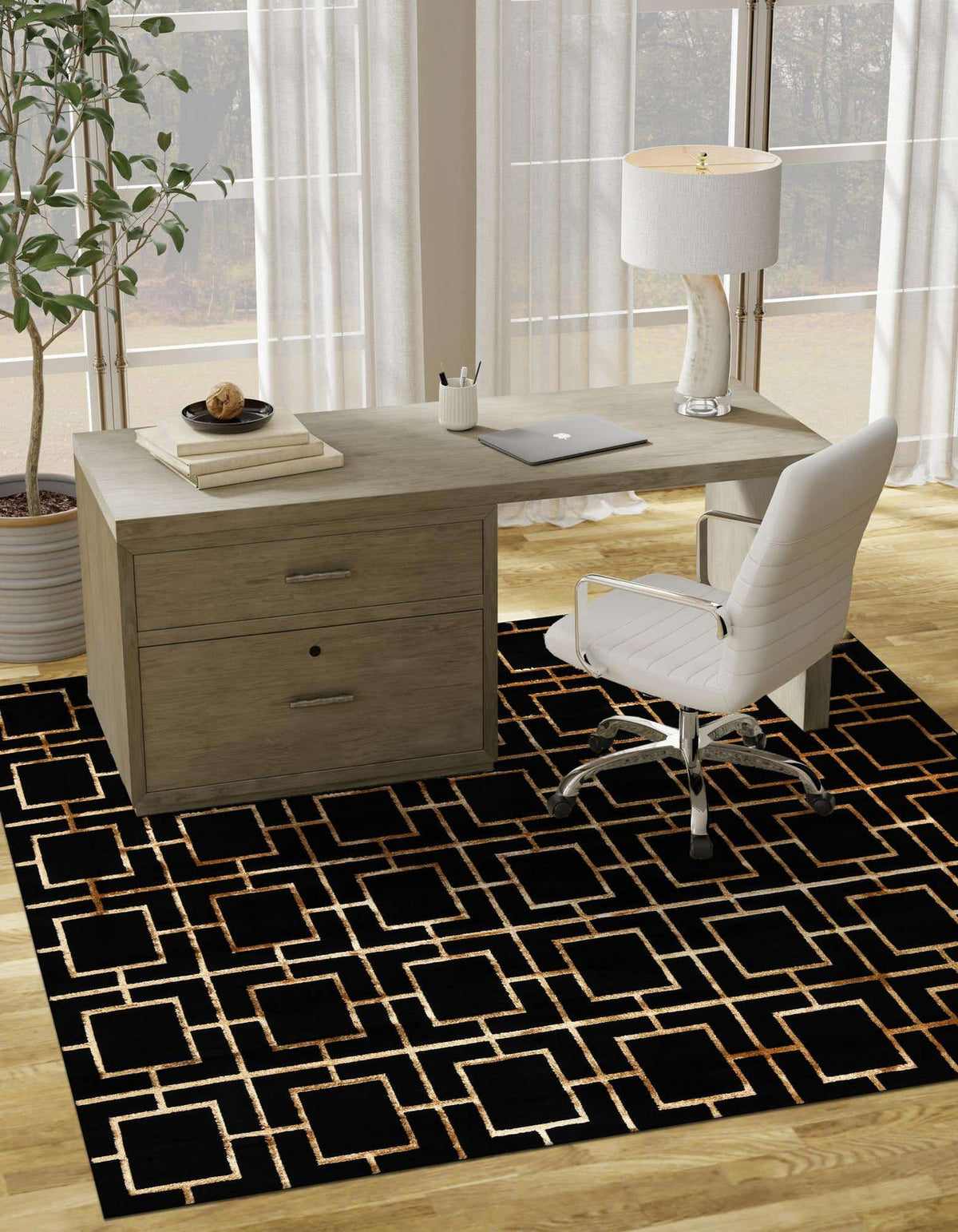 Marilyn Monroe™ Glam Trellis