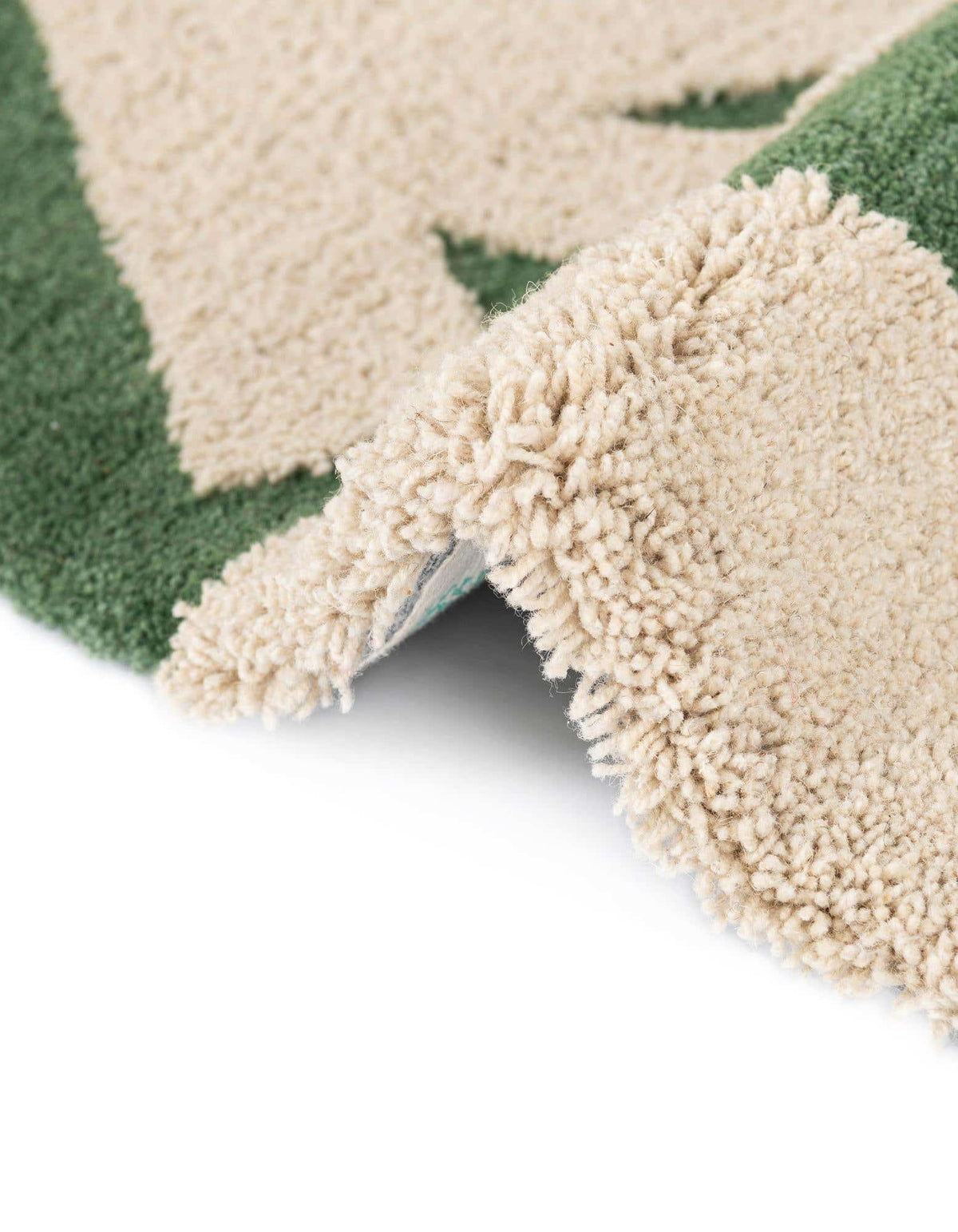 Läufer Teppich AI Handgetuftet in Grün und Elfenbein von Hadorn™ - Lifestyle Image