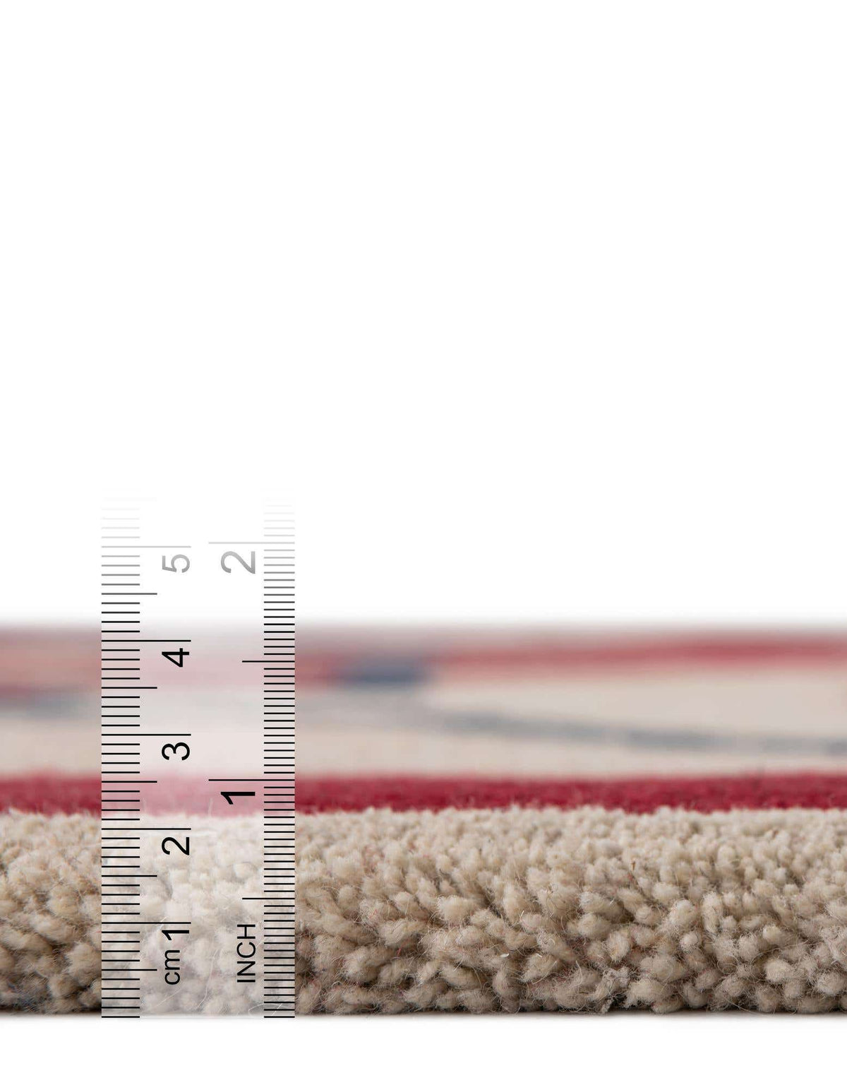 Quadratisch Teppich AI Handgetuftet in Elfenbein und Rot von Hadorn™ - Lifestyle Image