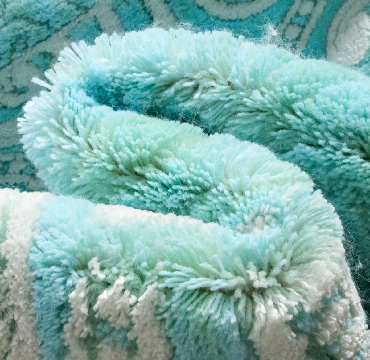 Läufer Teppich Royal Phoenix in Blau von Hadorn™ - Lifestyle Image