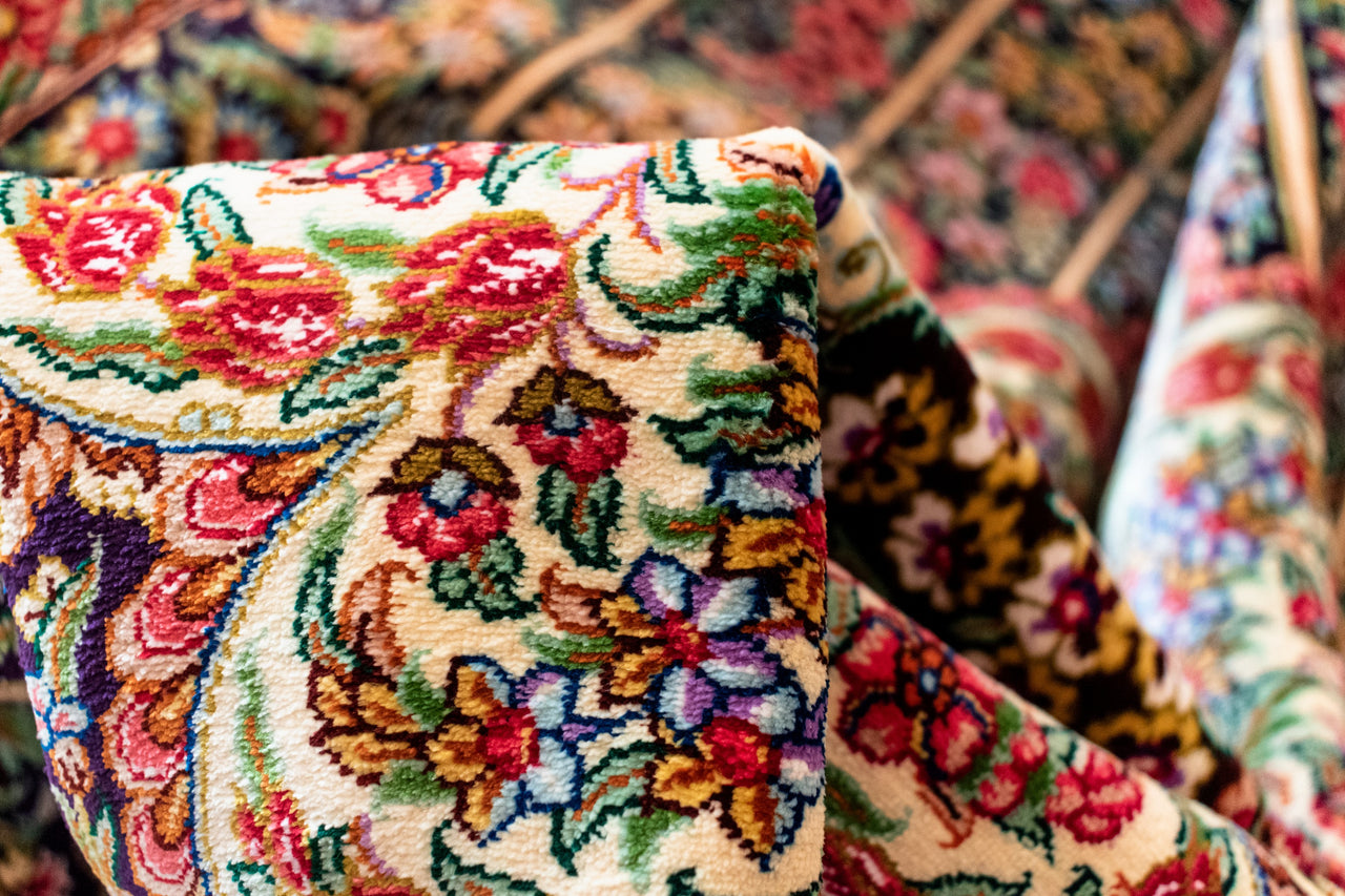 99x148 Ghom Silk
