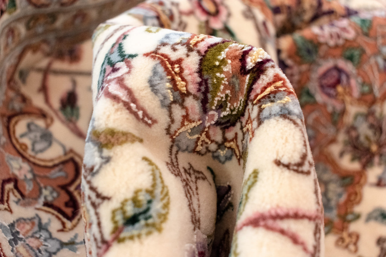 145x218 Isfahan with Silk
