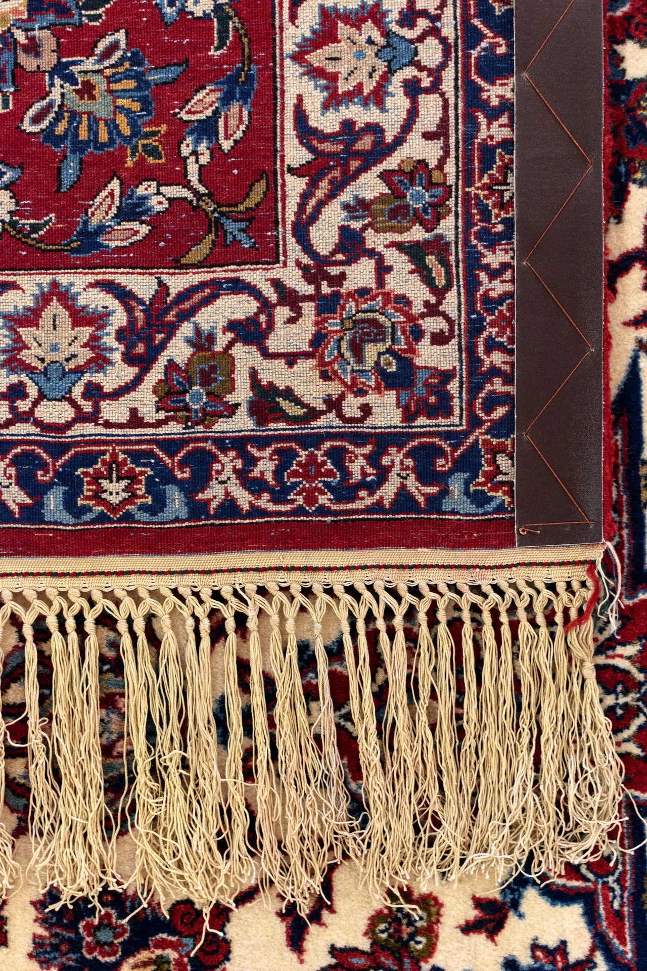 247x349 Isfahan on Silk Fine