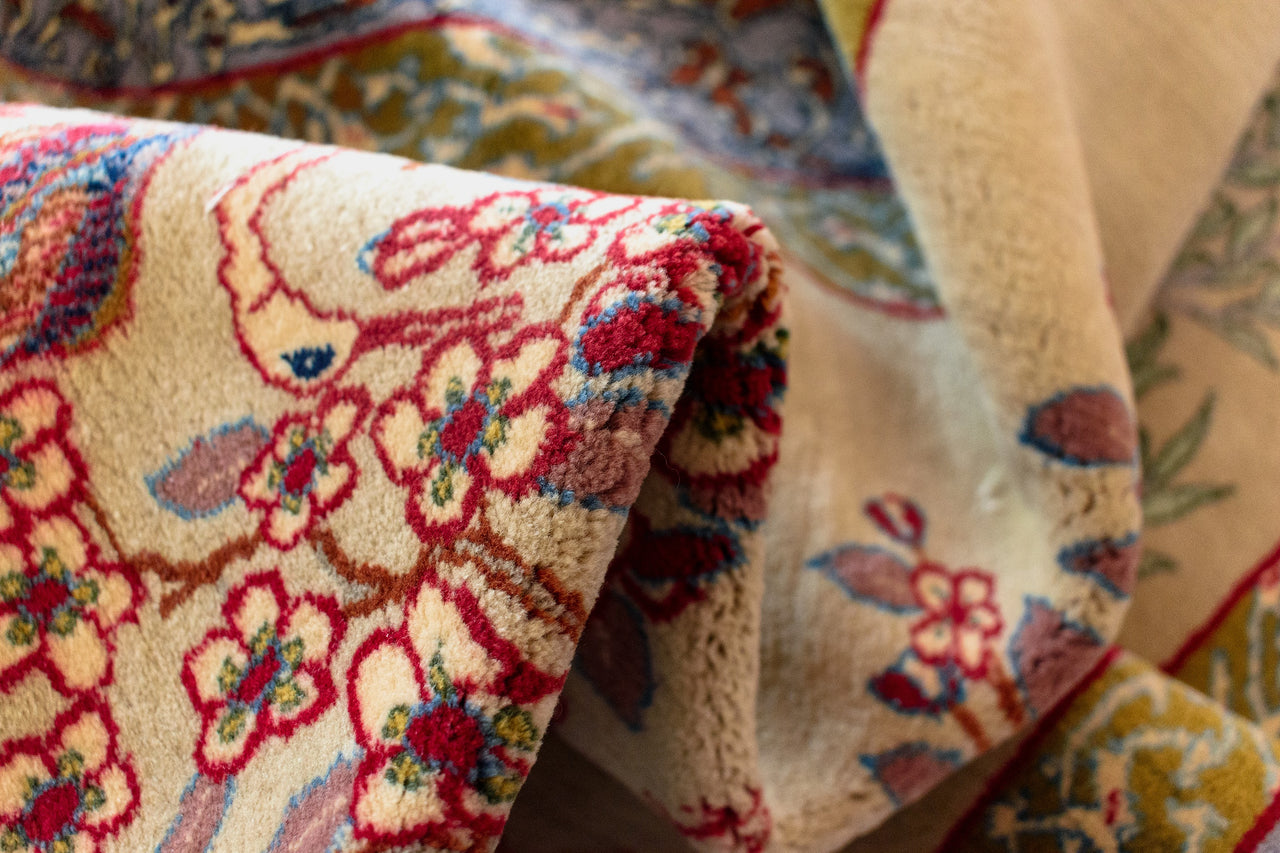 105x170 Isfahan with Silk