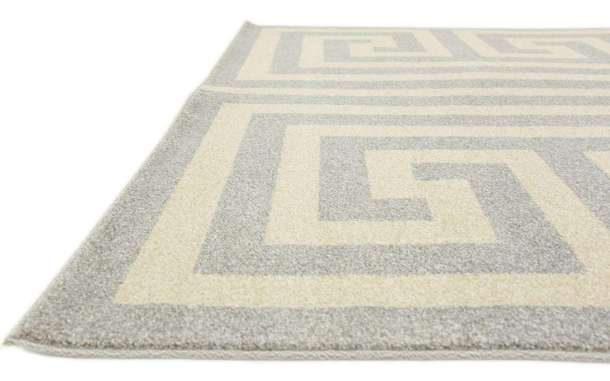 Rechteck Teppich Greek Key in Grau von Hadorn™ - Lifestyle Image