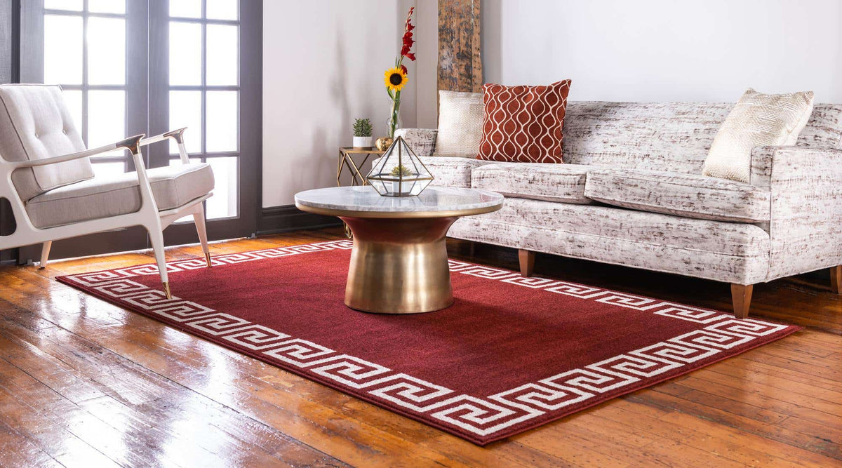 Rechteck Teppich Greek Key in Rot von Hadorn™ - Lifestyle Image