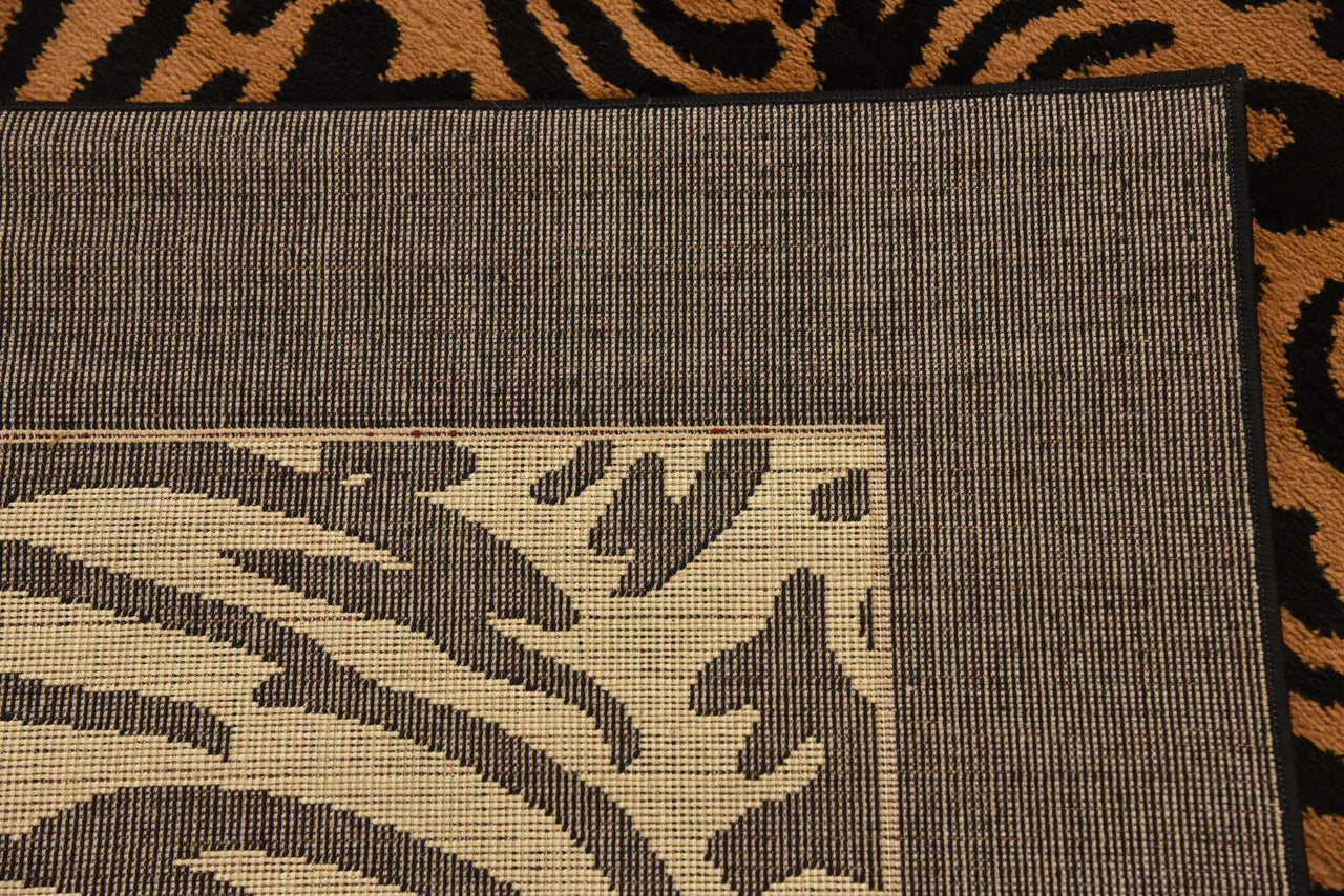 213x305 Safari