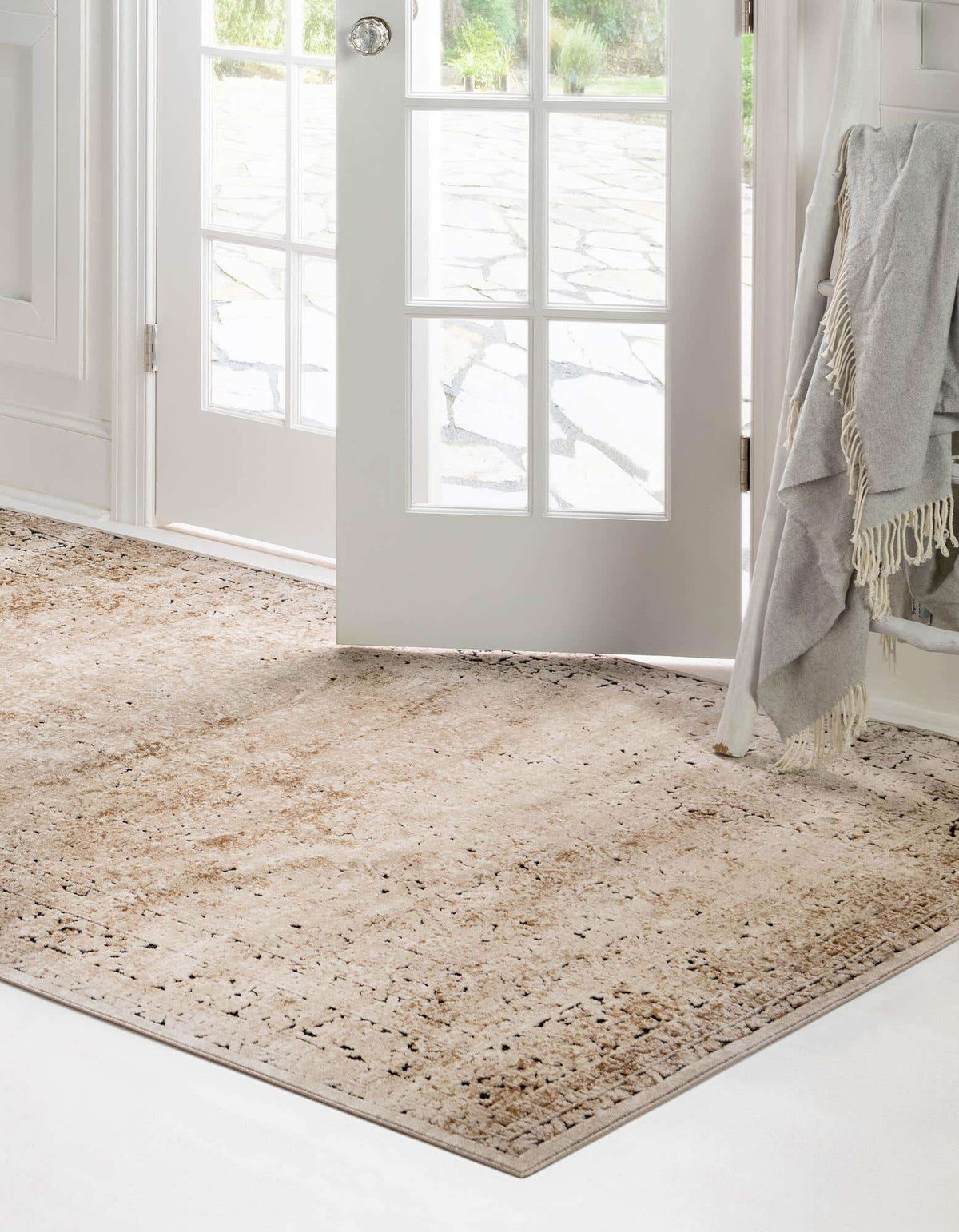 Rechteck Teppich Villa in Beige von Hadorn™ - Lifestyle Image