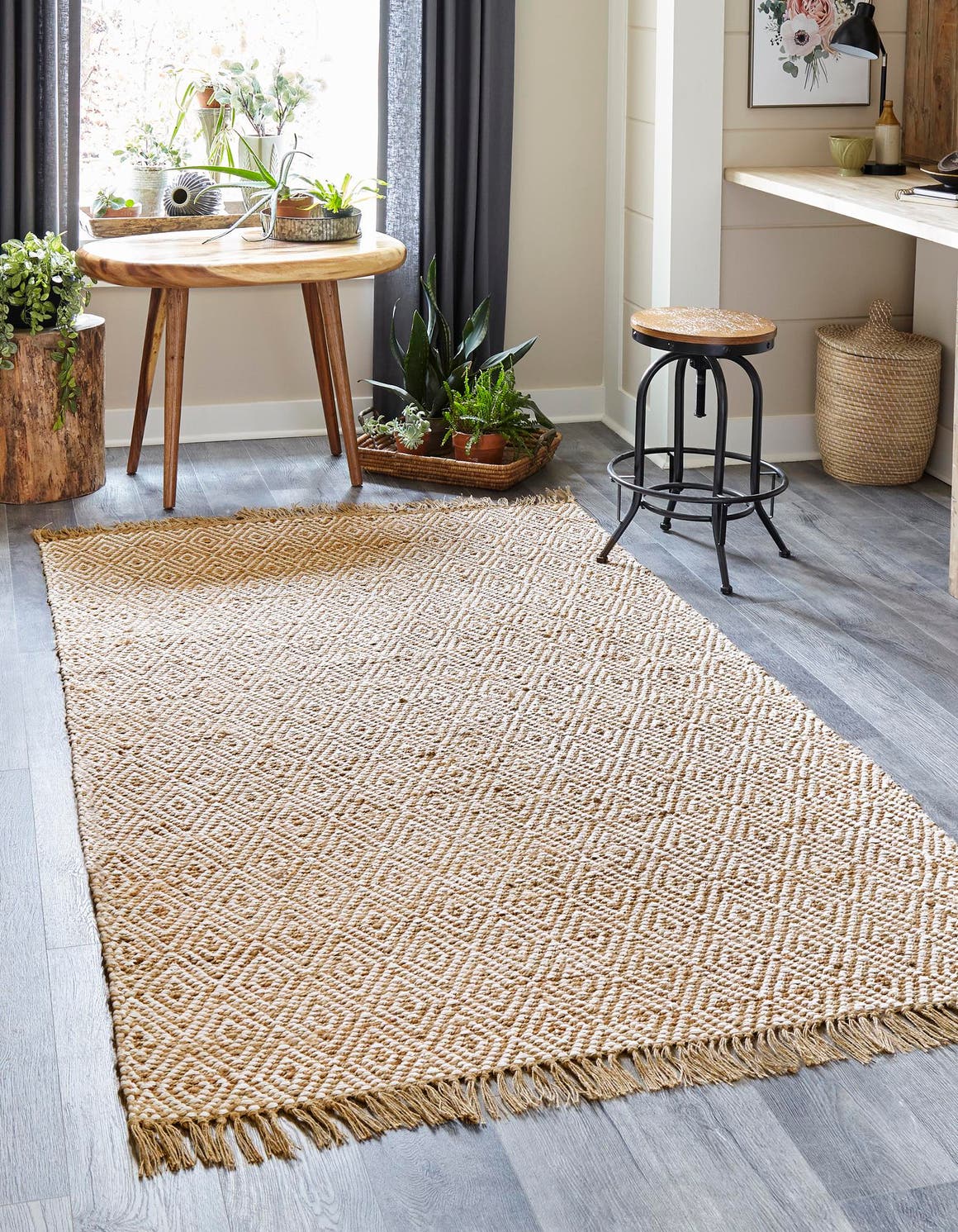 Rechteck Teppich Braided Jute in Natürlich von Hadorn™ - Lifestyle Image