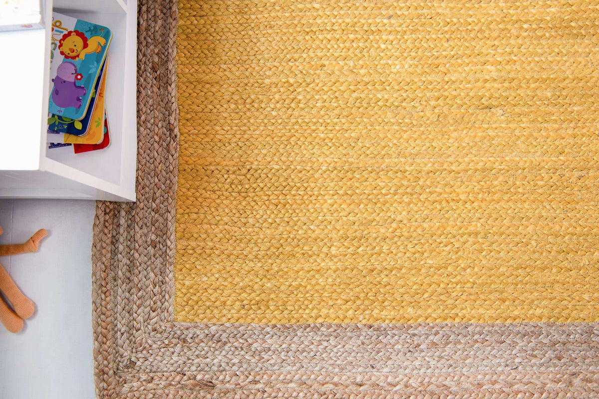 Rechteck Teppich Braided Jute in Gelb von Hadorn™ - Lifestyle Image