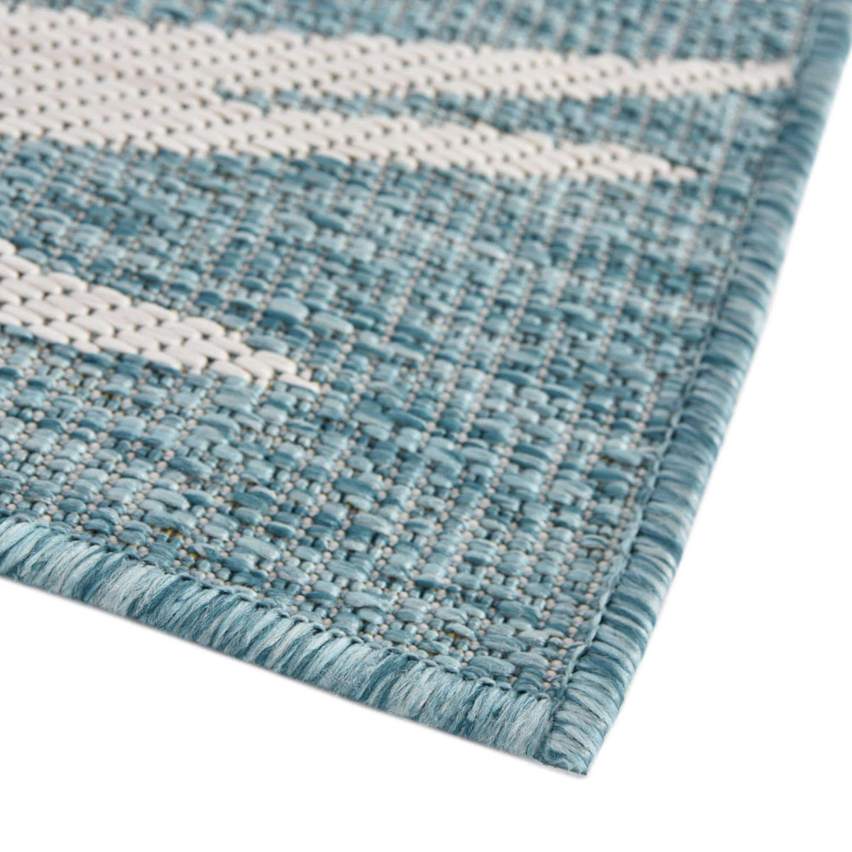 Rechteck Outdoor Teppich Outdoor Botanical in Hellblau von Hadorn™ - Lifestyle Image