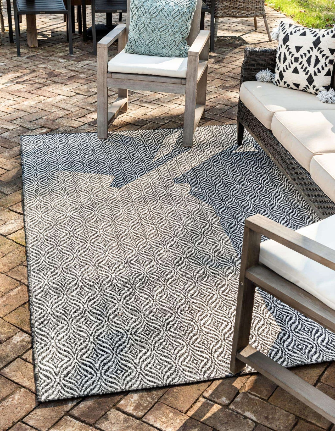 213x305 Outdoor Trellis