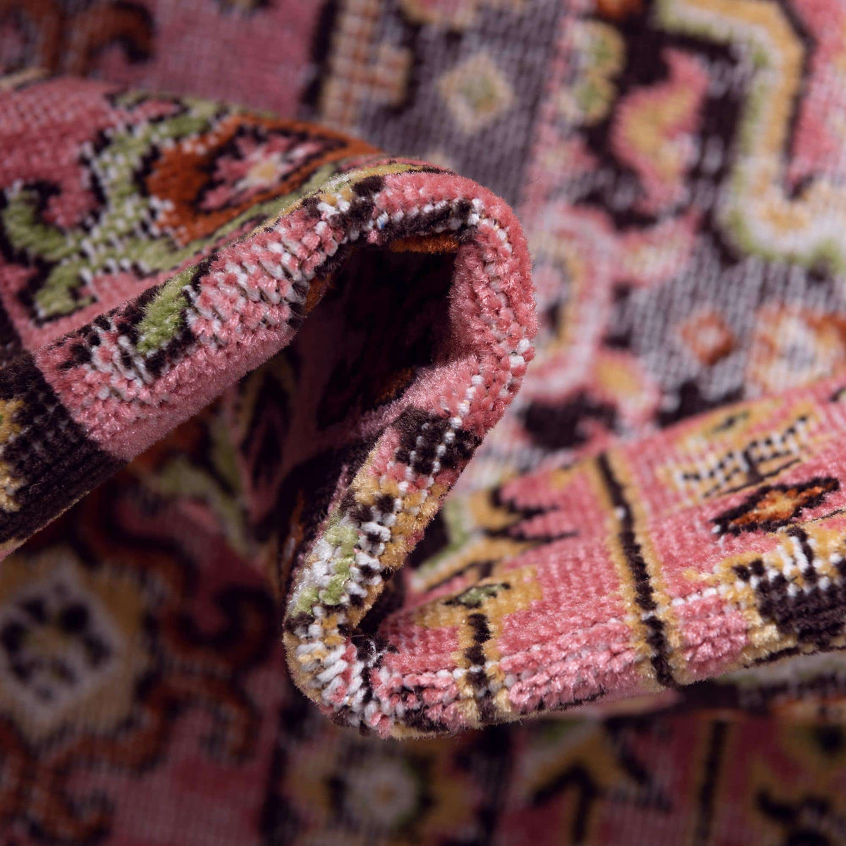 Rechteck Teppich Lucerne in Rosa von Hadorn™ - Lifestyle Image