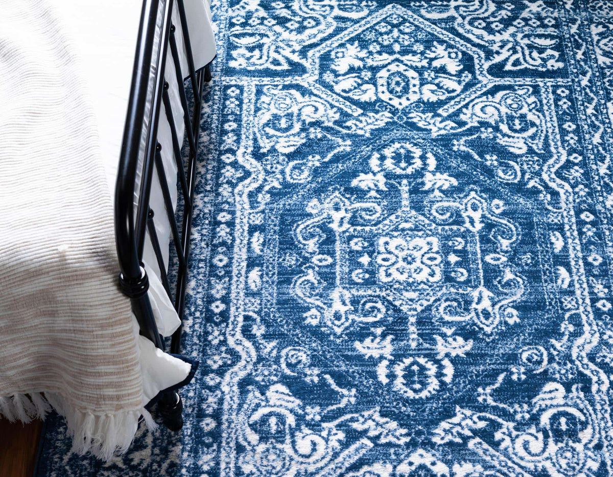 Rechteck Teppich Boston in Blau von Hadorn™ - Lifestyle Image