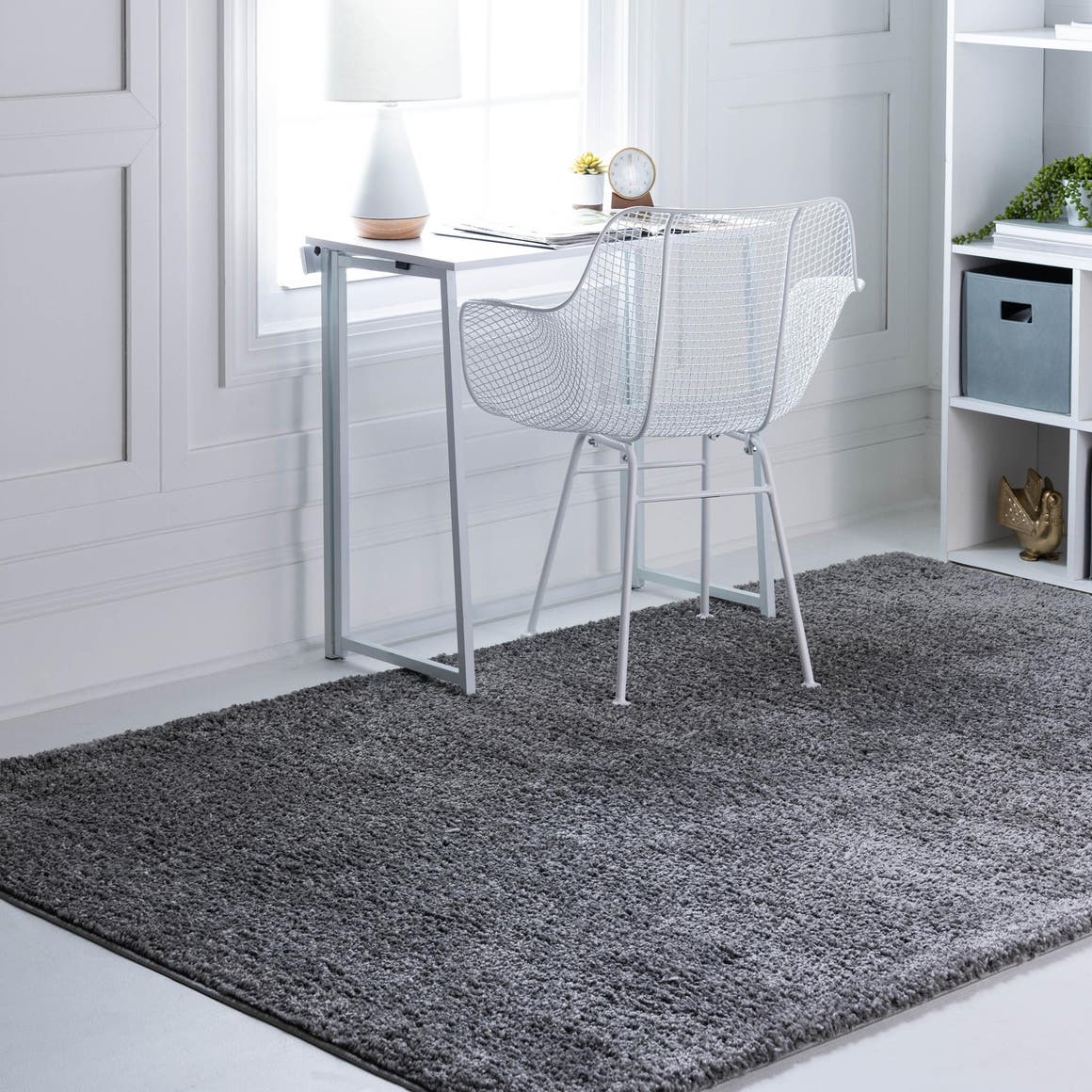 Rechteck Hochflorteppich Soft Solid Shag in Pebble Grau von Hadorn™ - Lifestyle Image