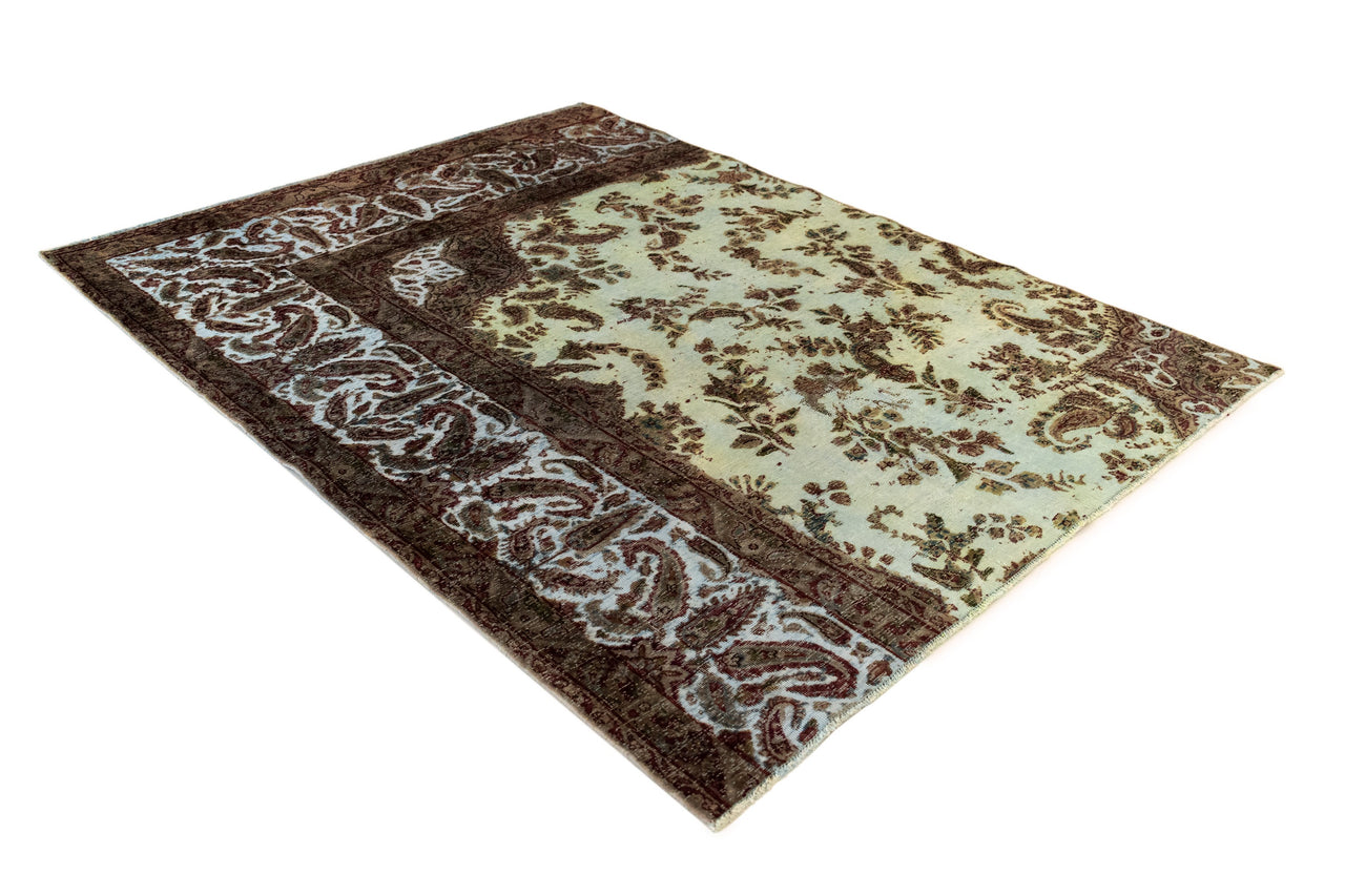 141x189 Vintage Royal