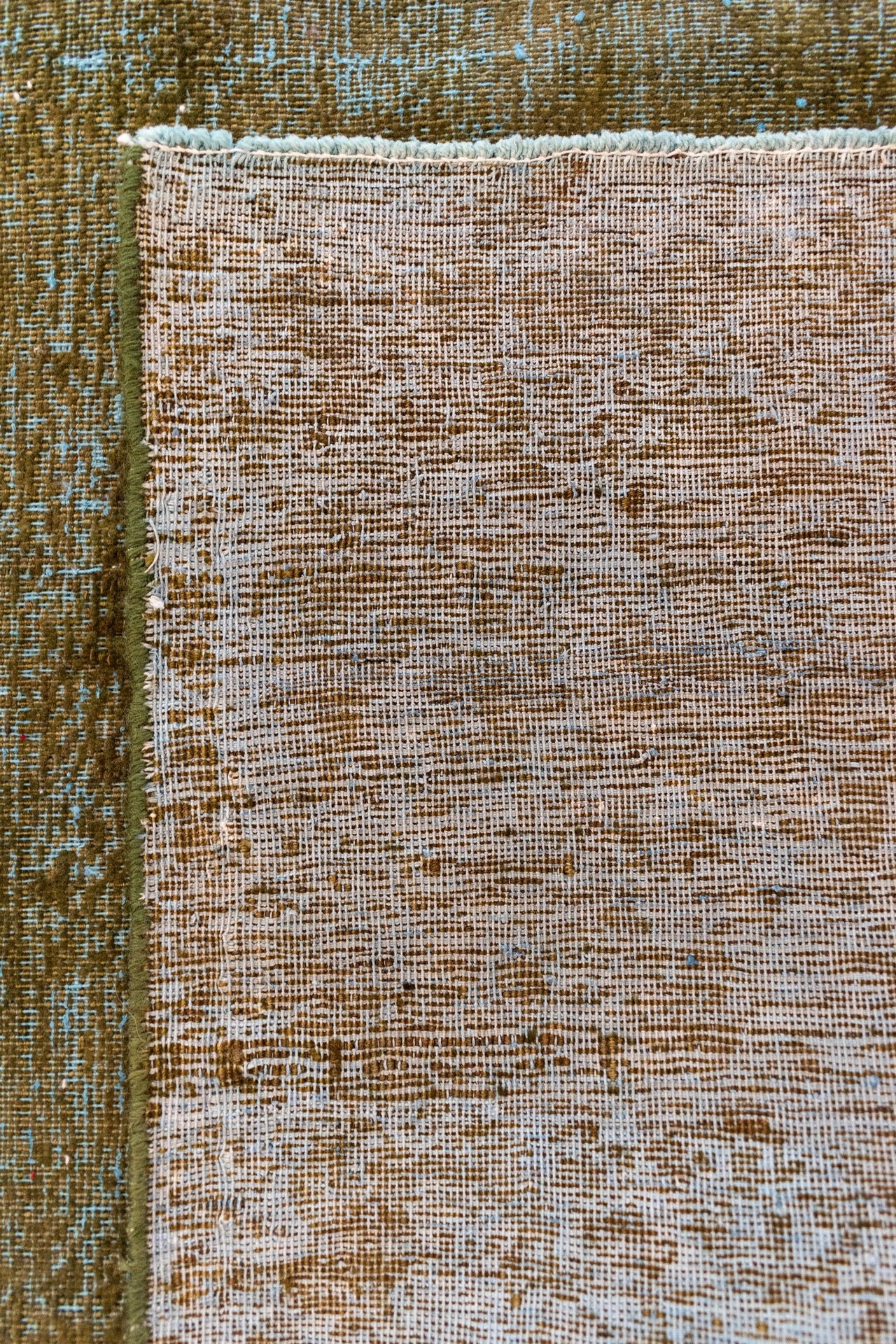 111x203 Vintage Royal